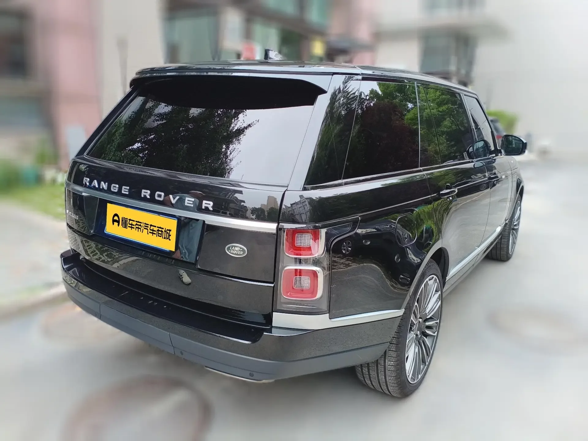 Land Rover range rover