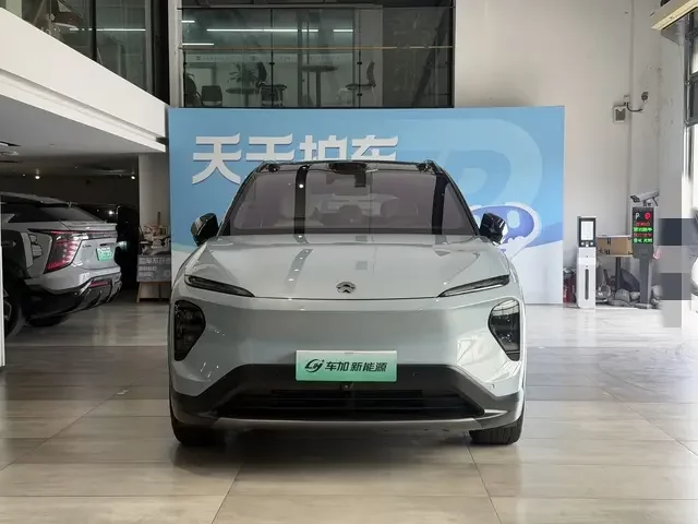 NIO ES7