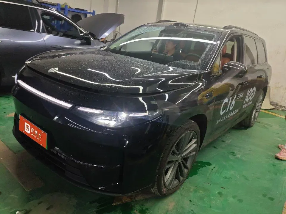 Leapmotor C16