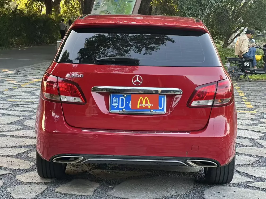 Mercedes-Benz B Class