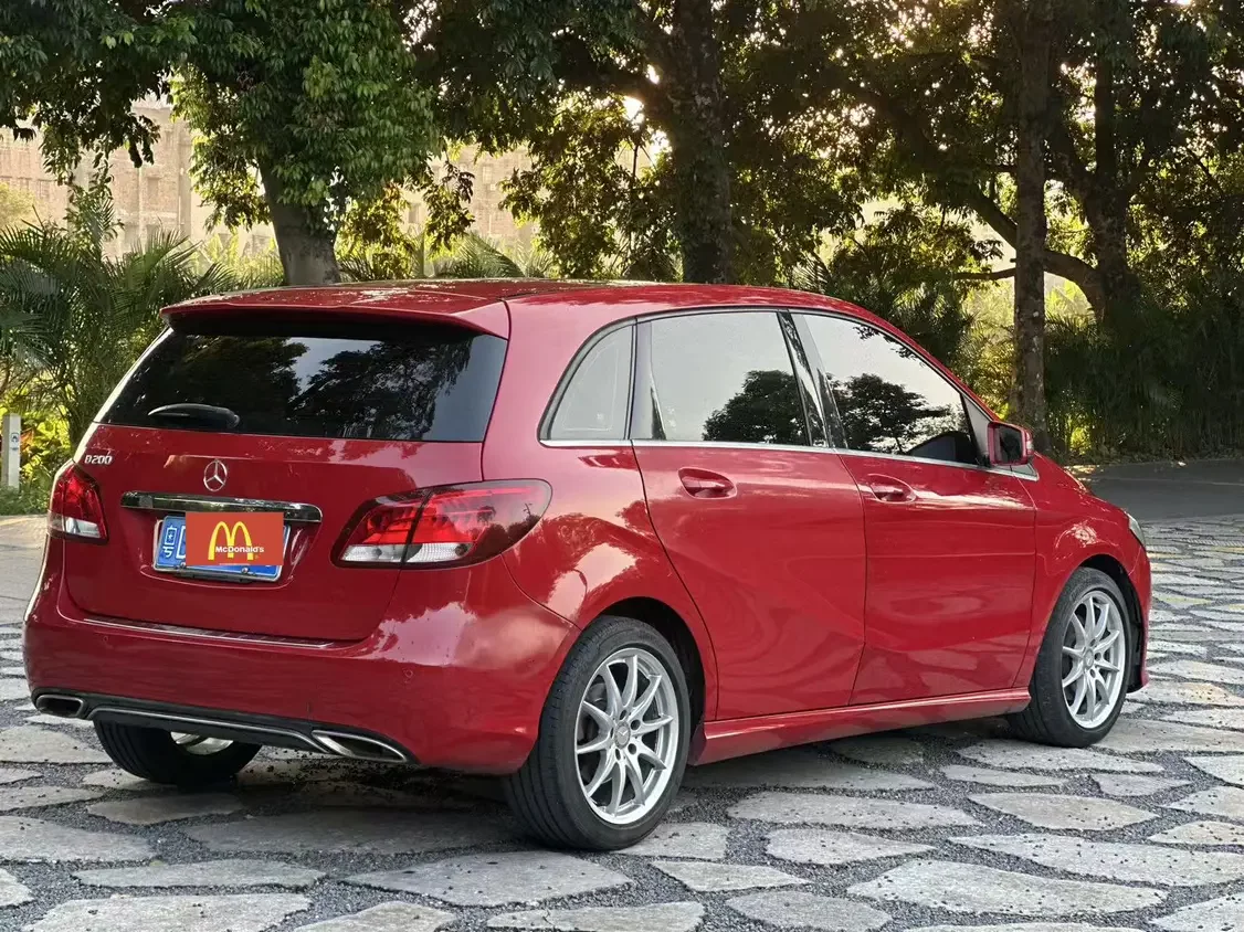 Mercedes-Benz B Class
