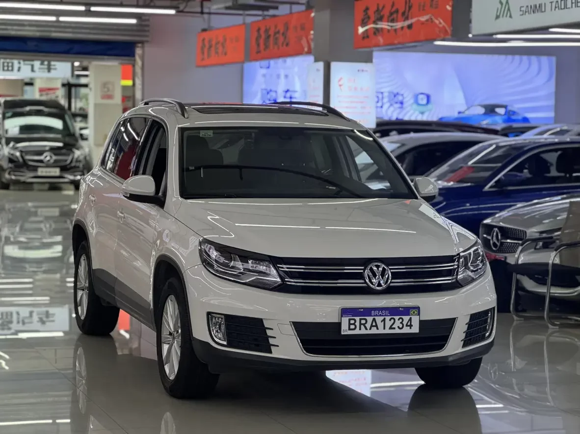 Volkswagen Tiguan (Tharu)