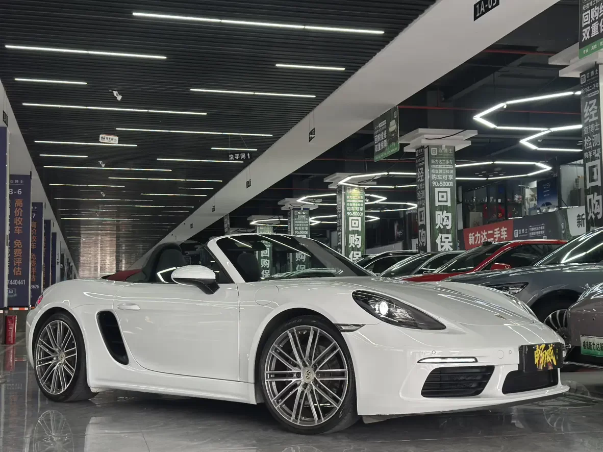 Porsche 718