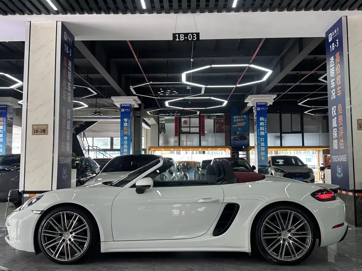 Porsche 718