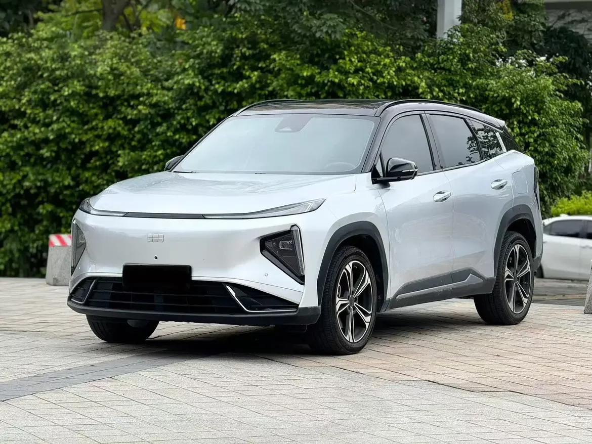 Geely Galaxy L7