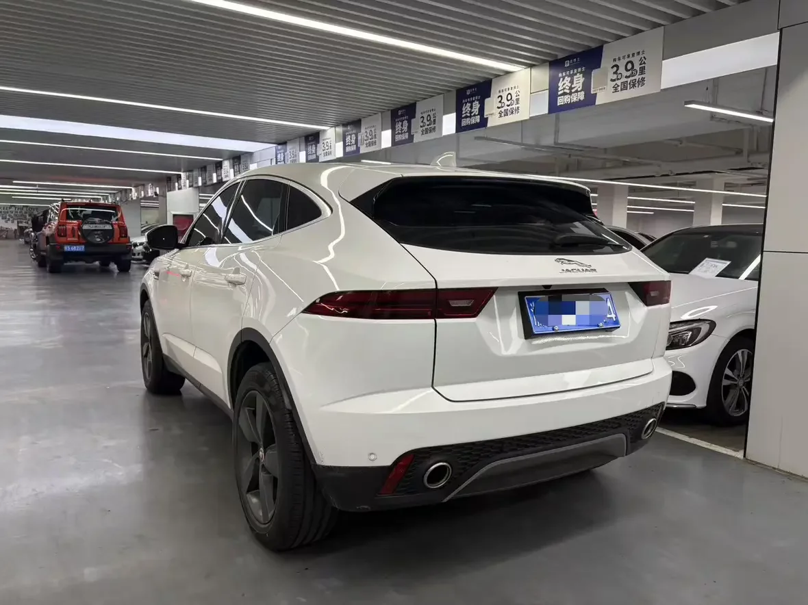 Jaguar E-PACE