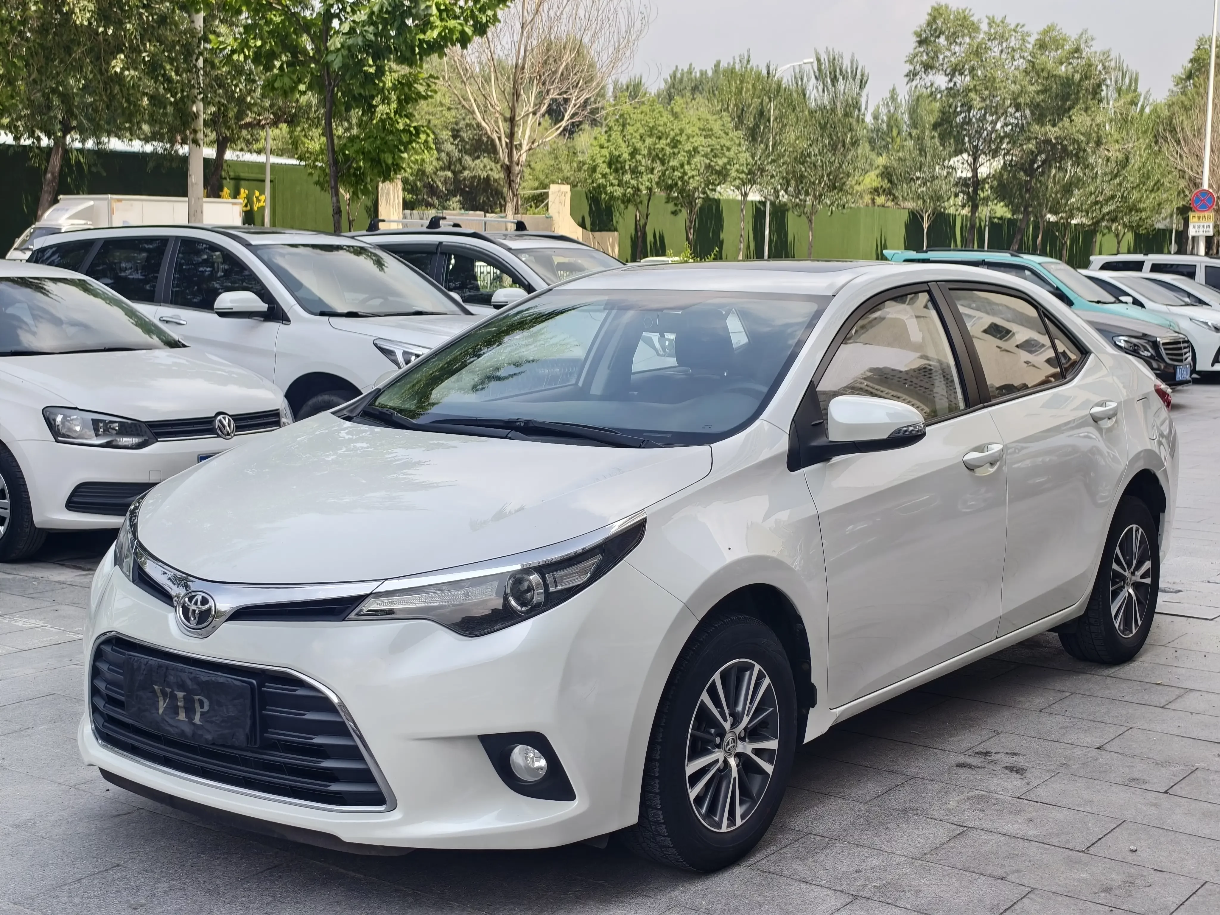 Toyota Levin (Lei Ling)  из Китая