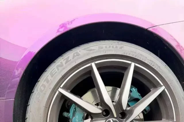 Aston Martin DB11