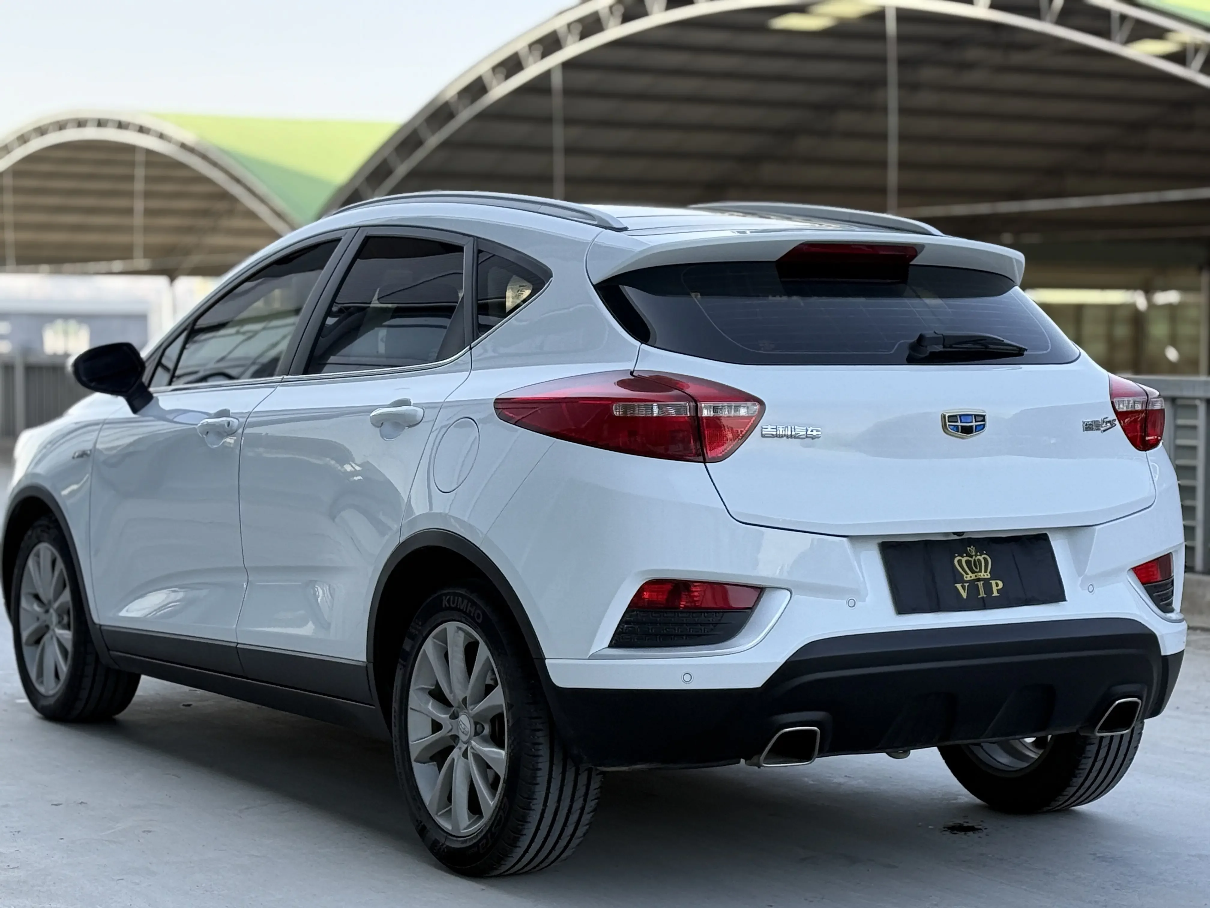 Geely Emgrand GS