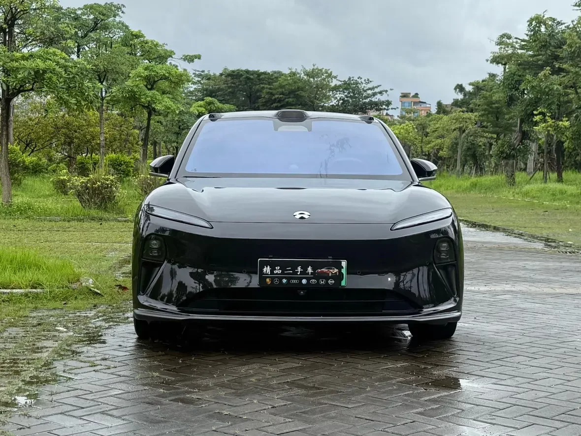 NIO ET5T  из Китая