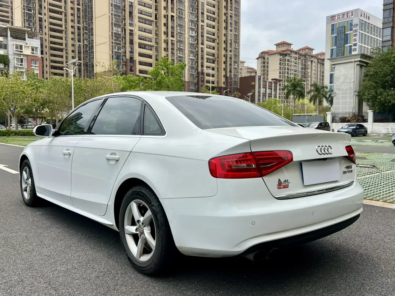 Audi A4L