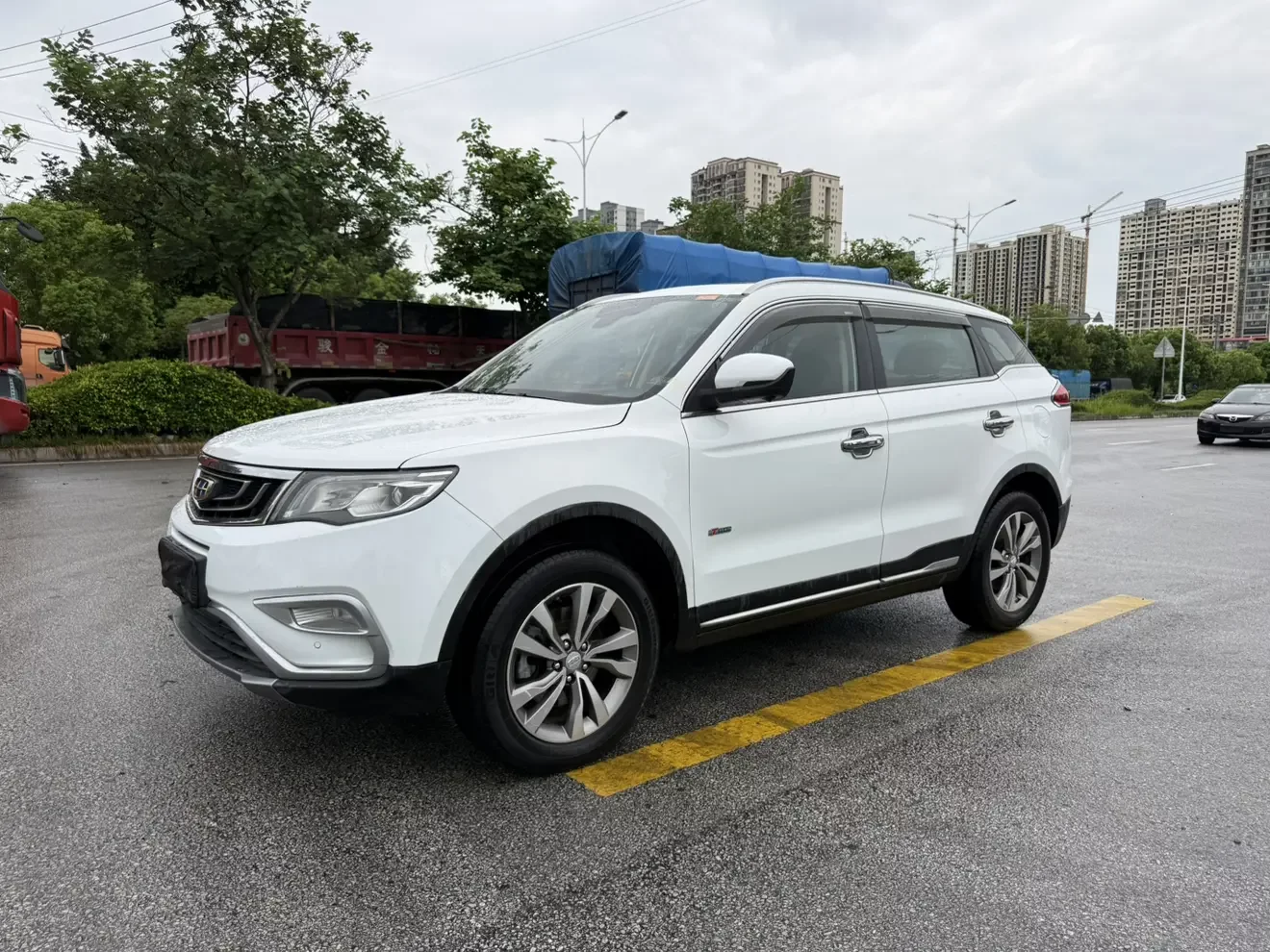 Geely Atlas