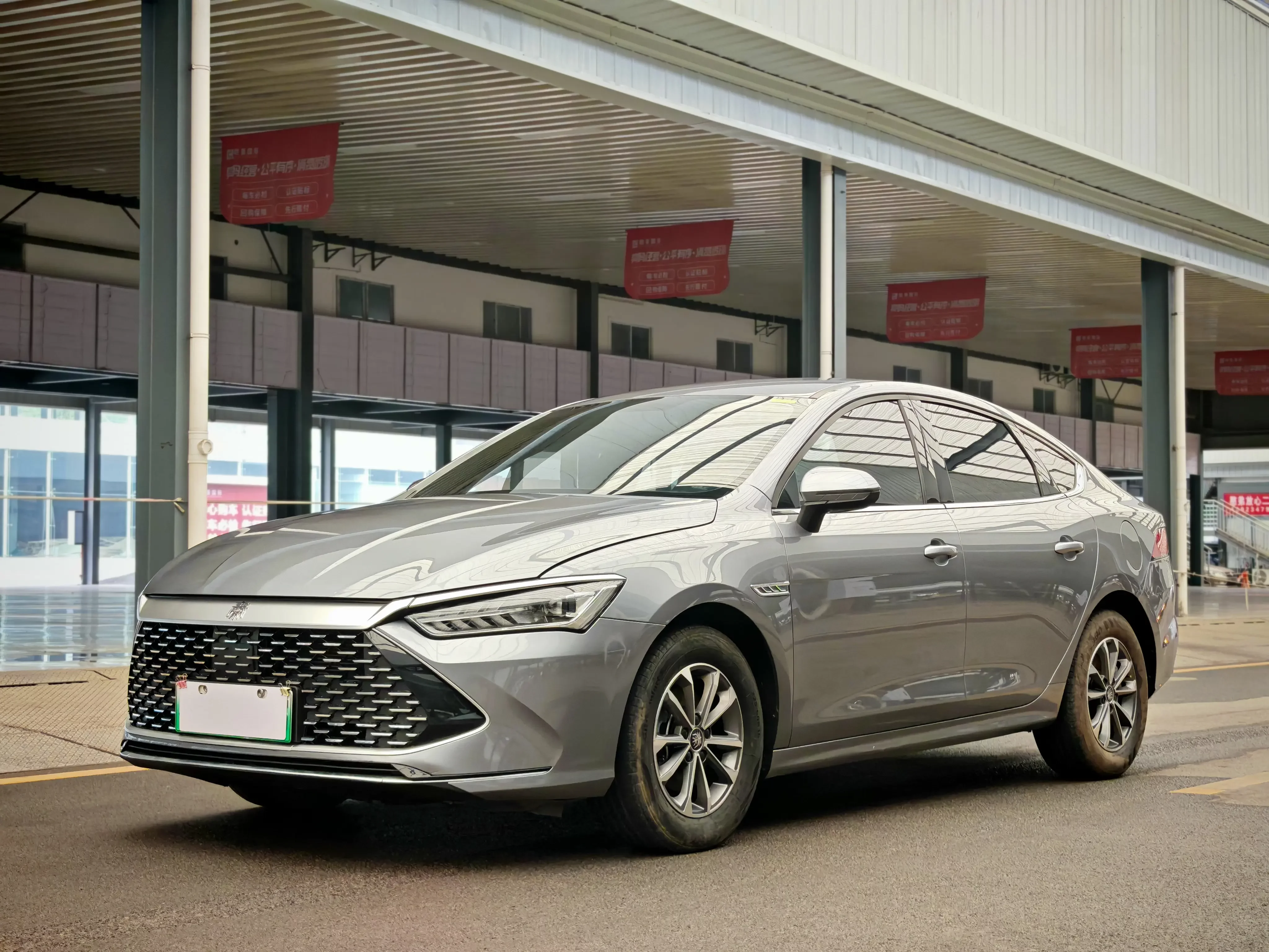 BYD Qin PLUS DM