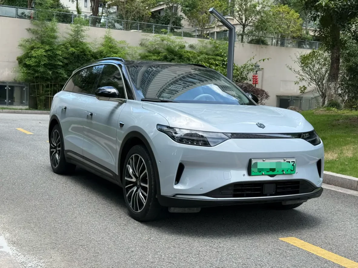 Leapmotor Zero running C11