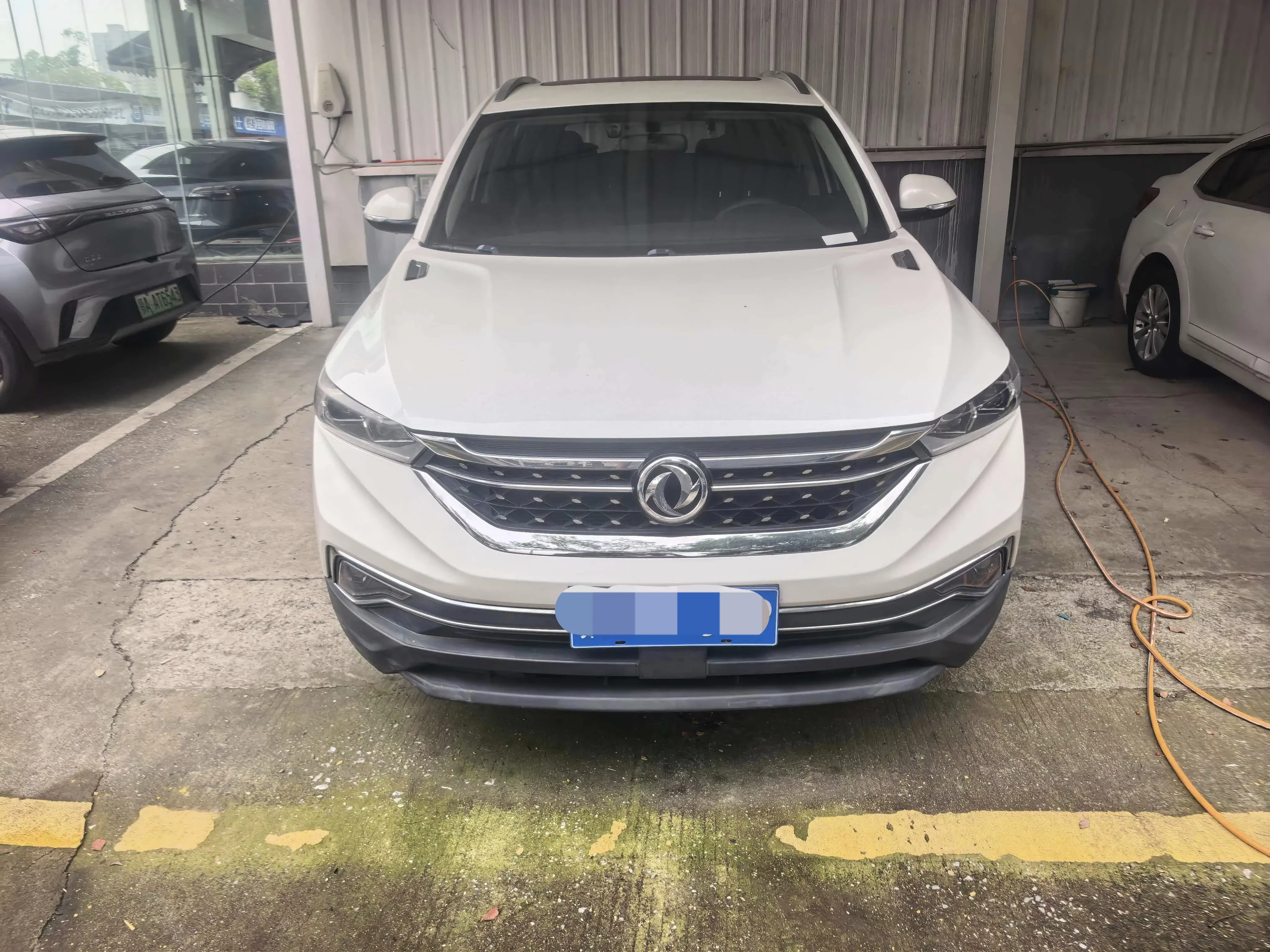 Dongfeng Fengshen AX7
