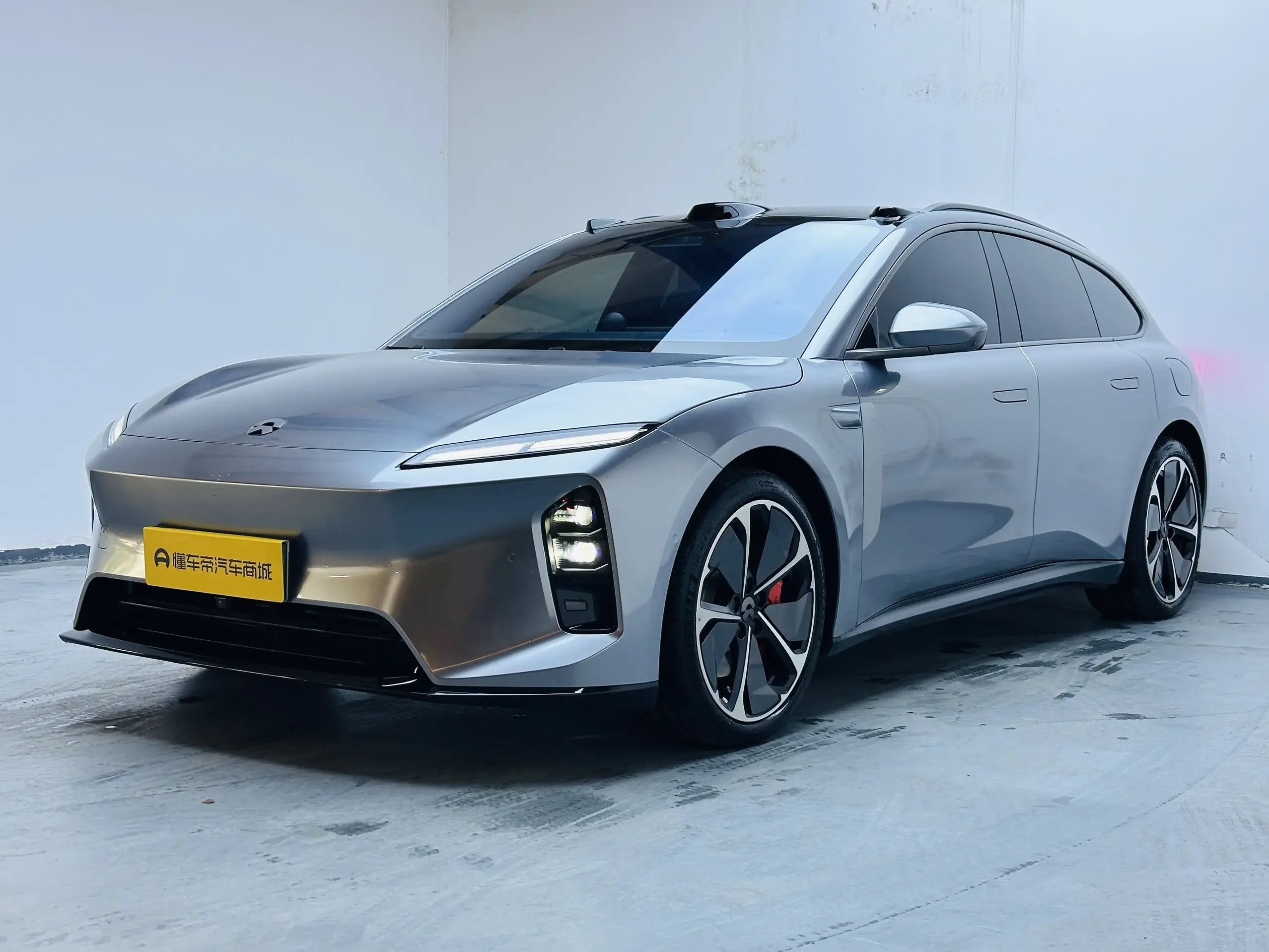 NIO ET5T