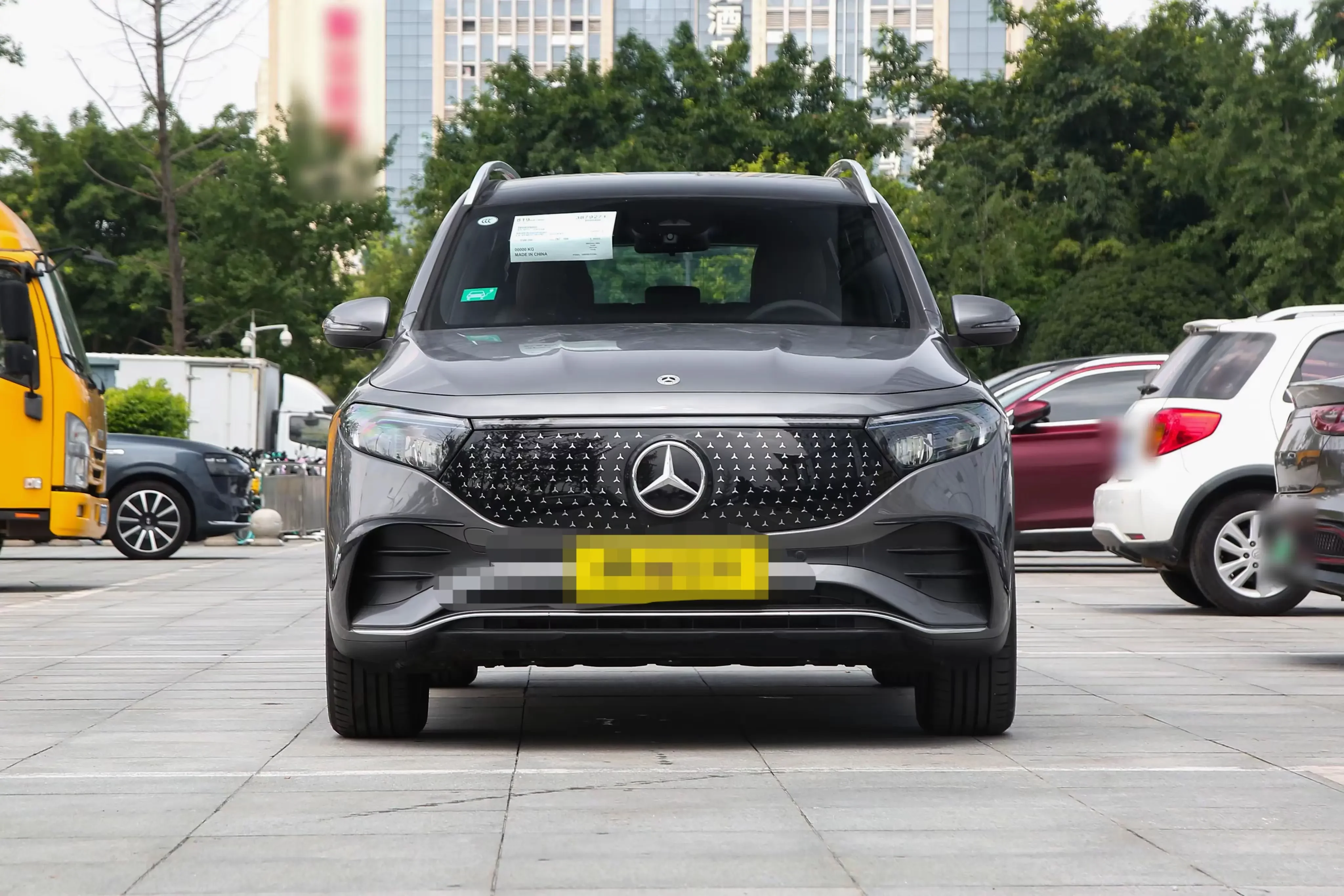 Mercedes-Benz EQB