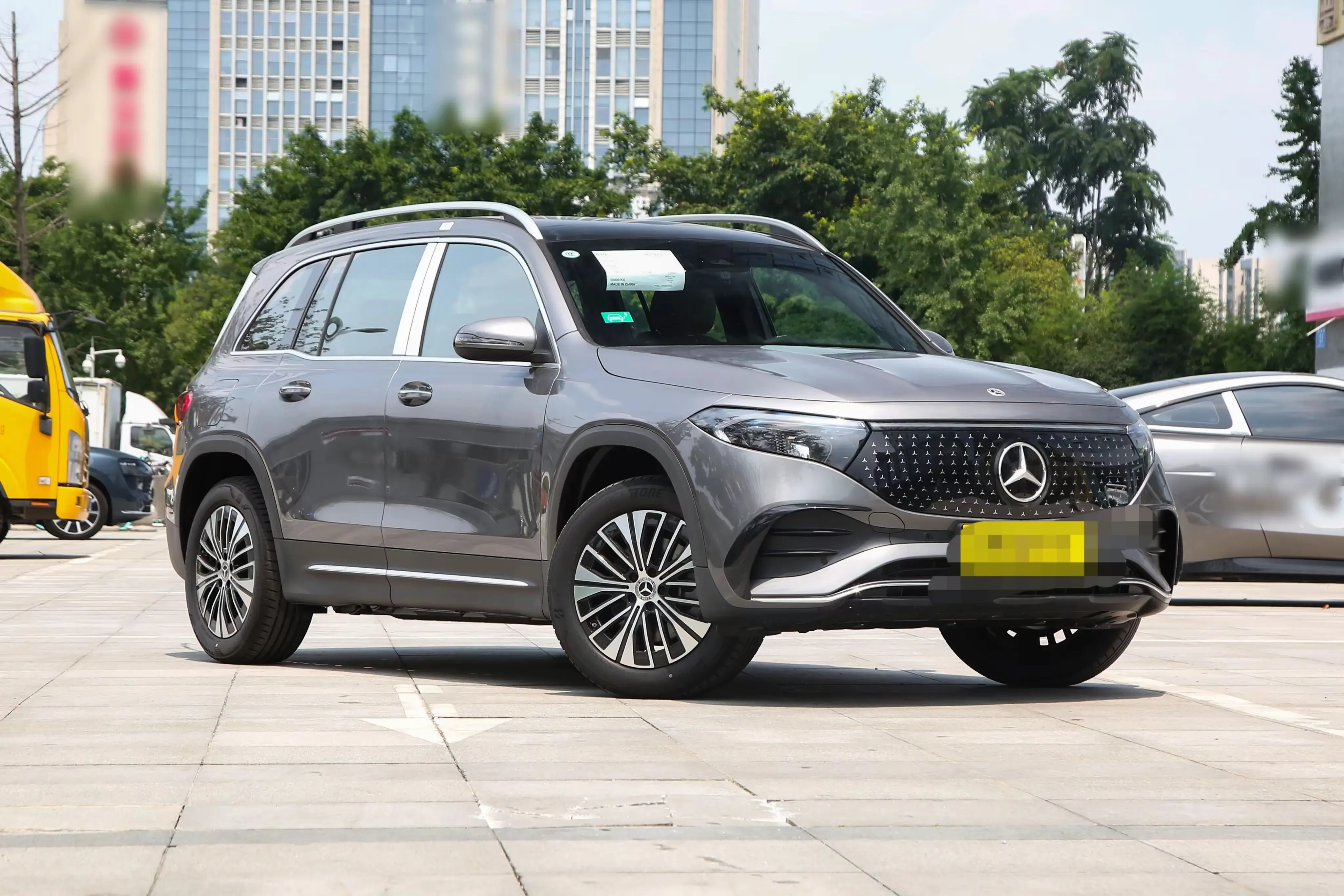 Mercedes-Benz EQB