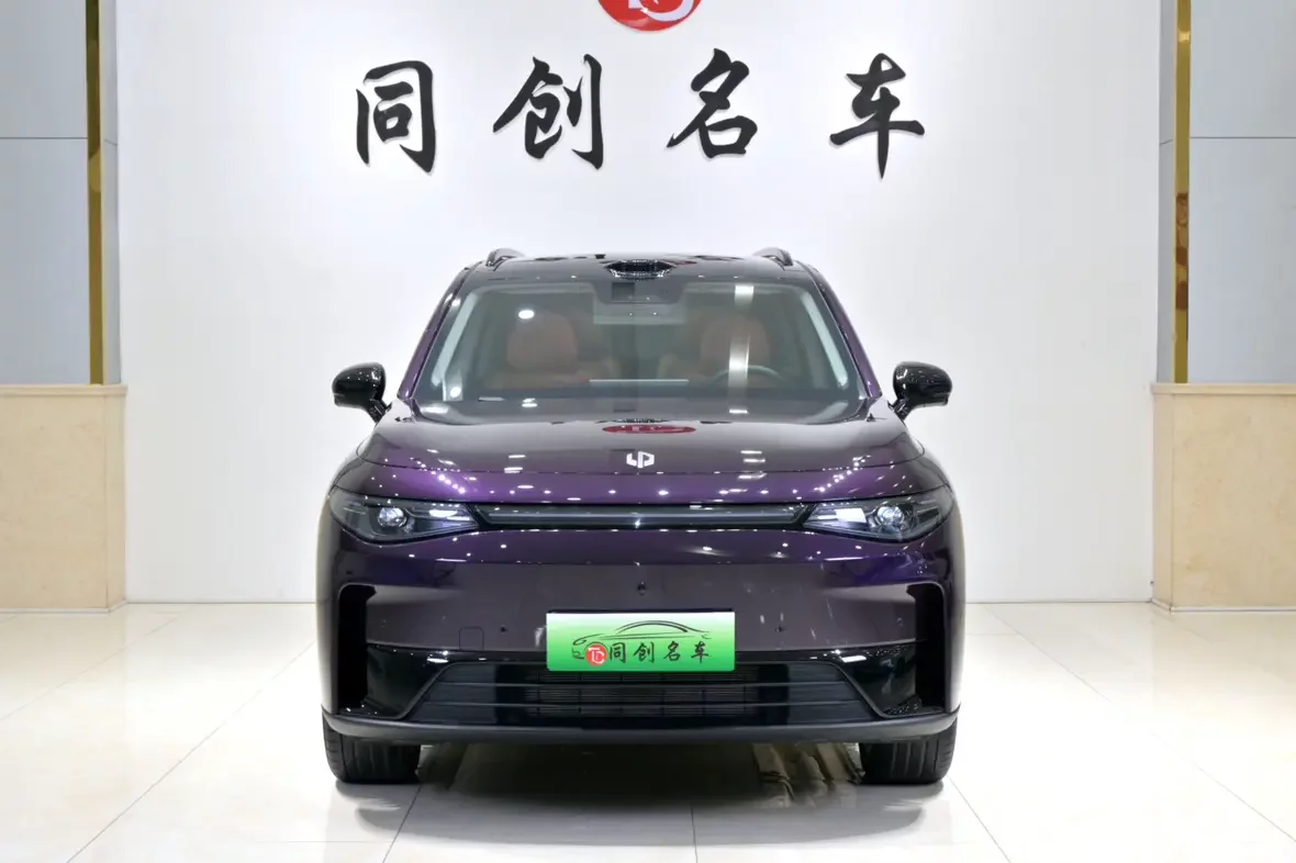 Leapmotor C16