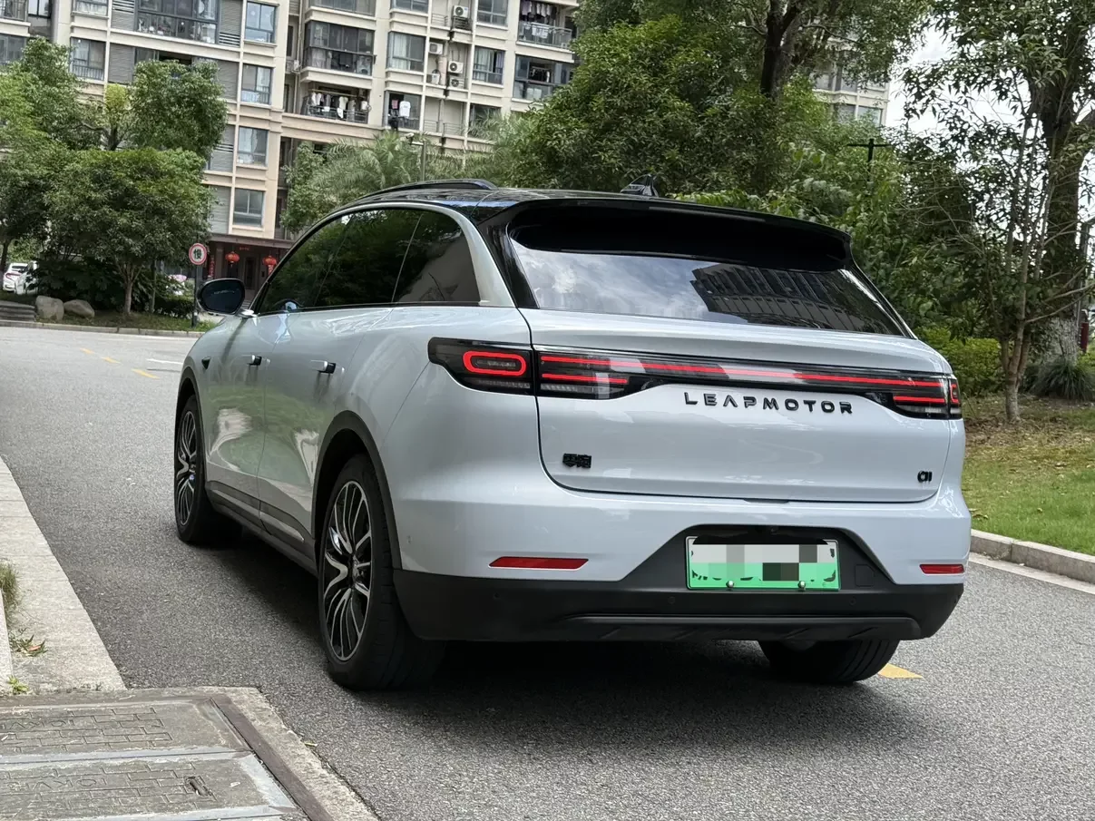 Leapmotor Zero running C11