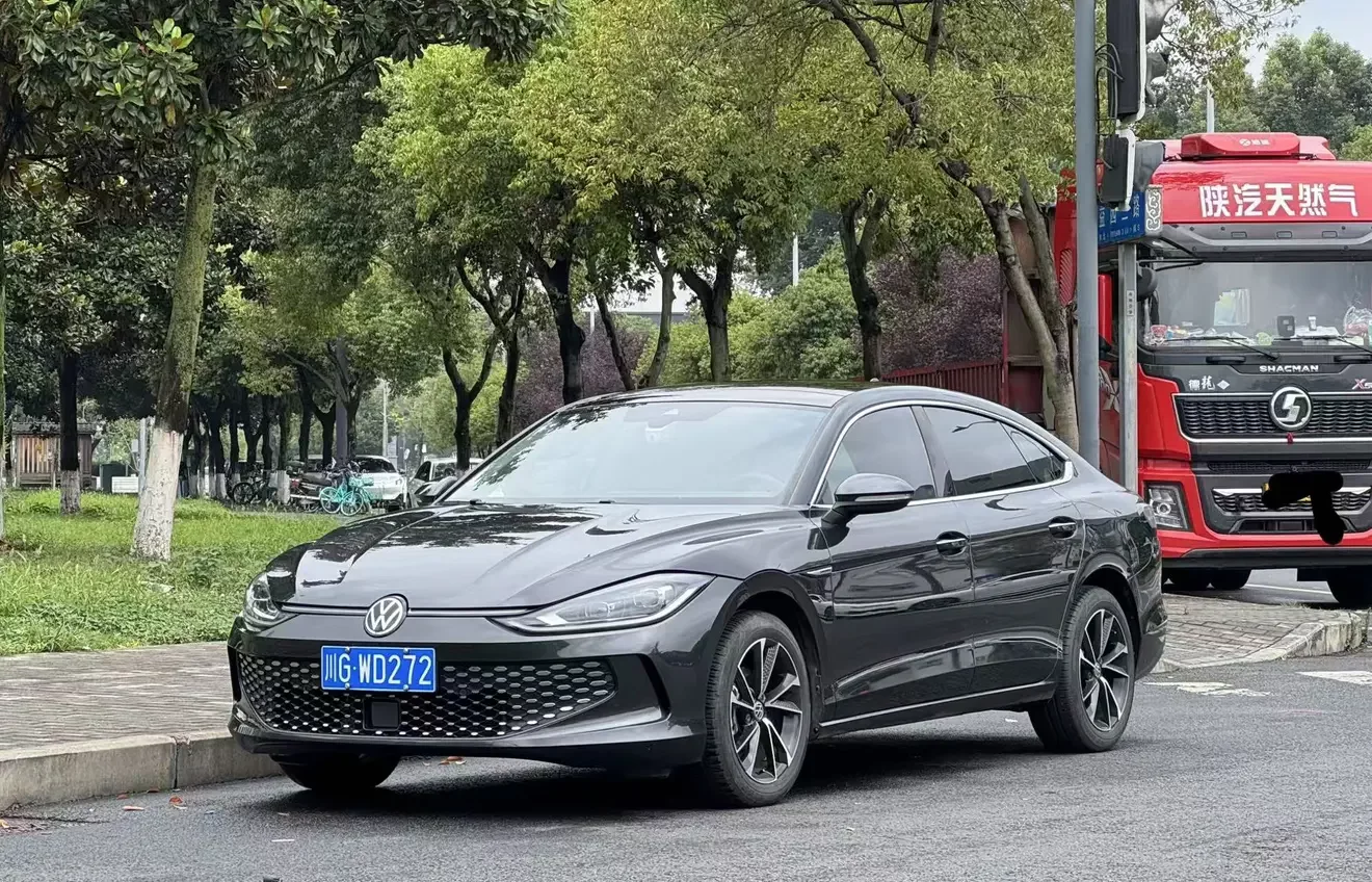 Volkswagen Lamando