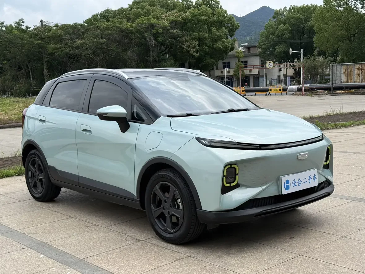 Geely Geometry E Firefly