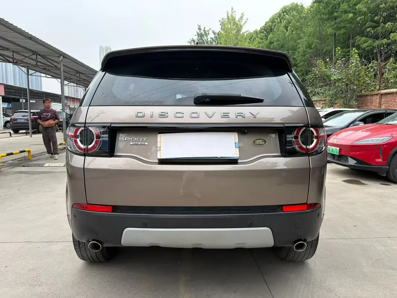 Land Rover Discover the magic