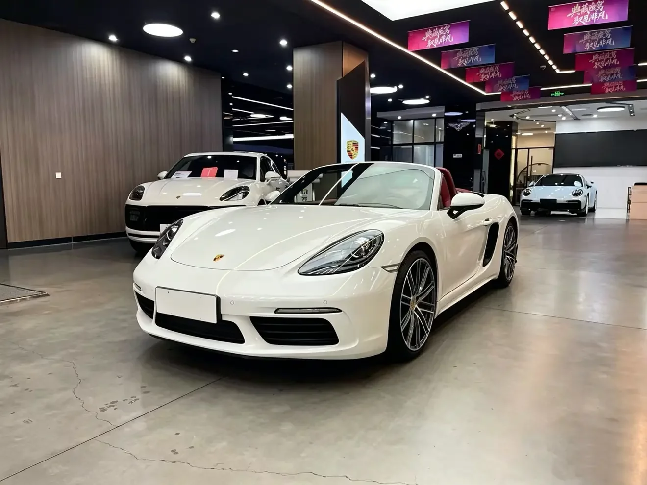 Porsche 718