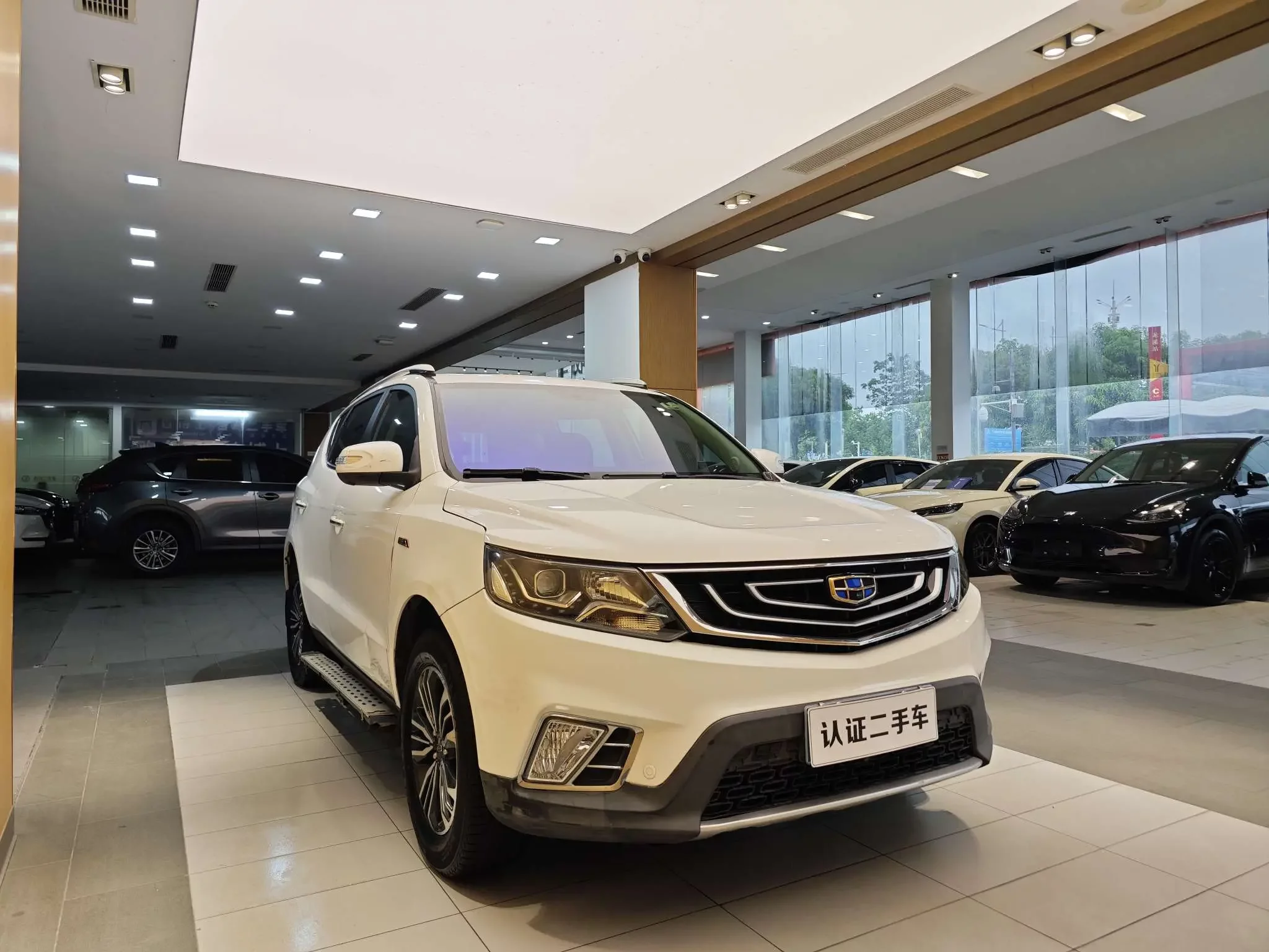 Geely Vision X6