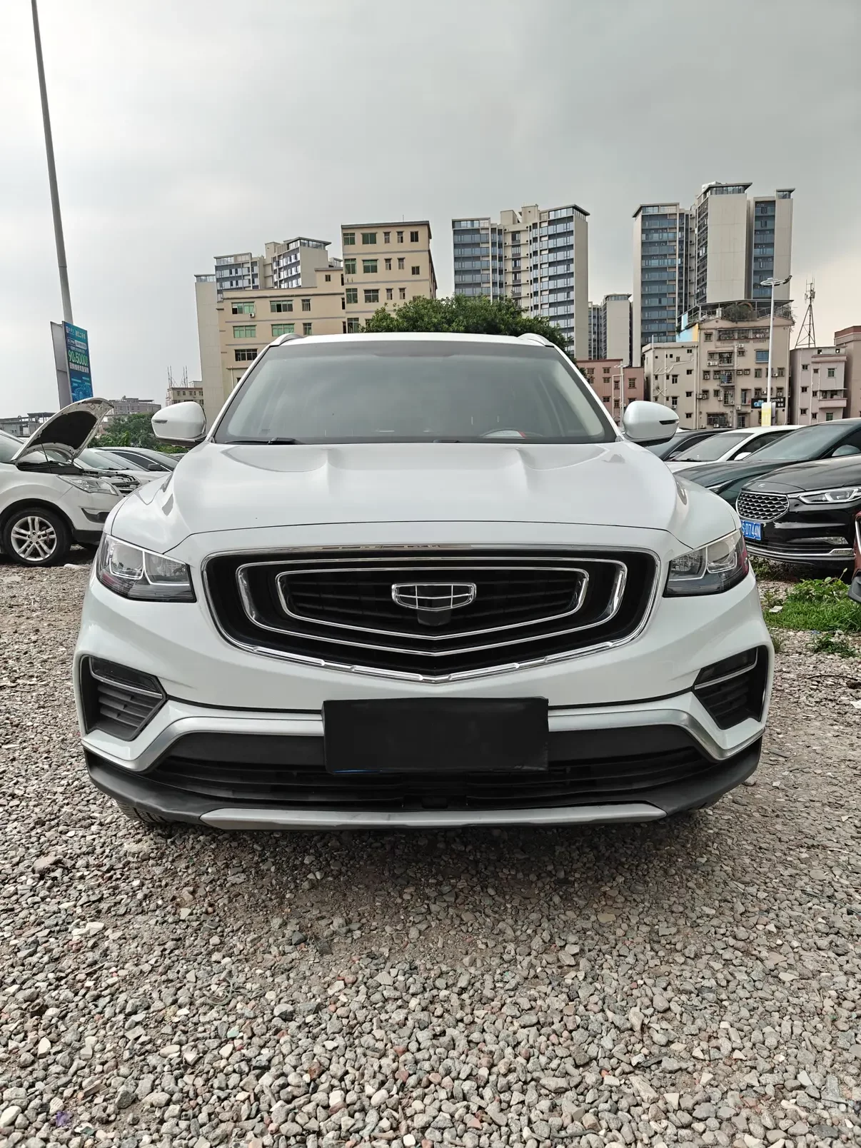 Geely Atlas