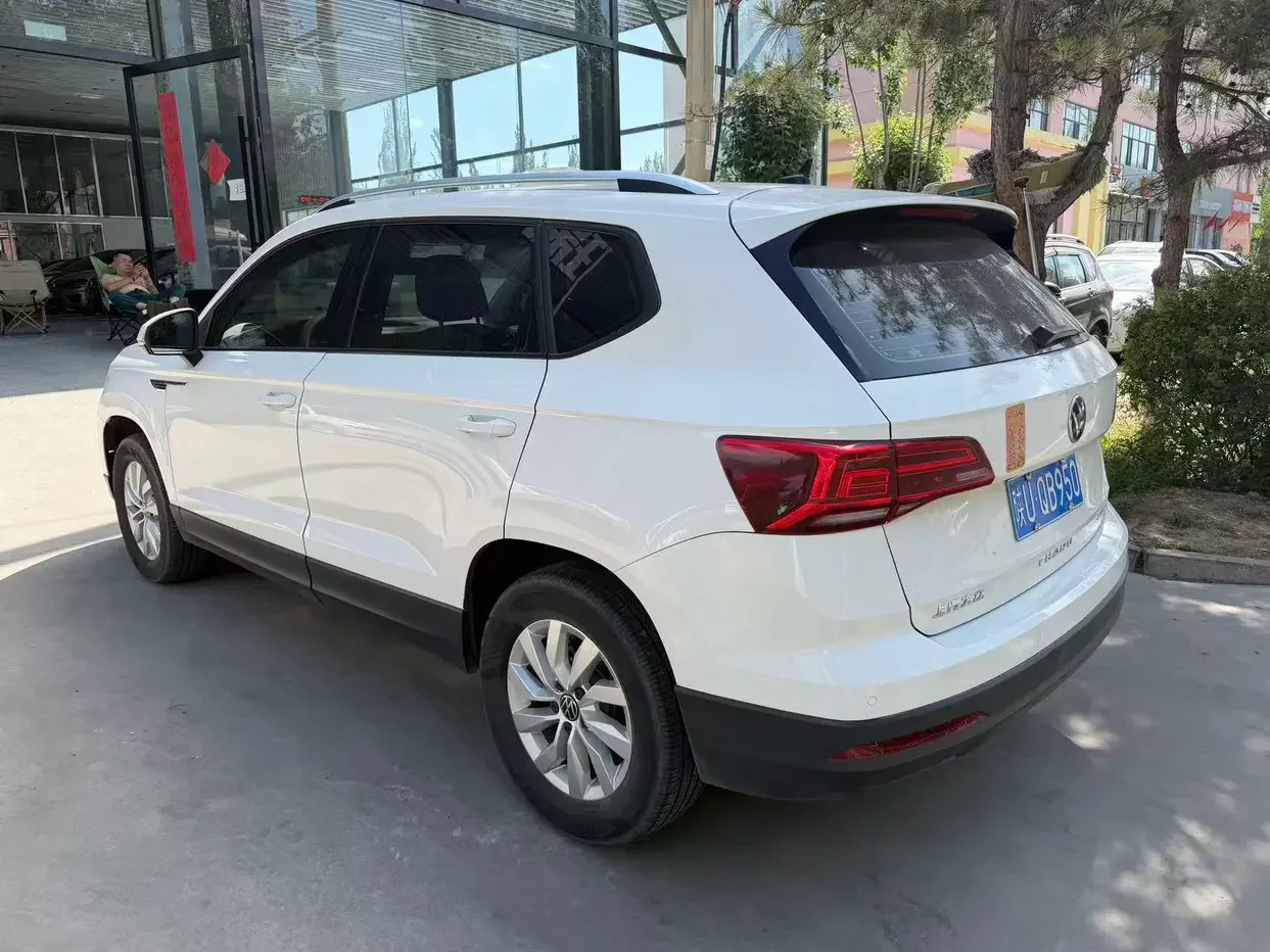 Volkswagen Tharu