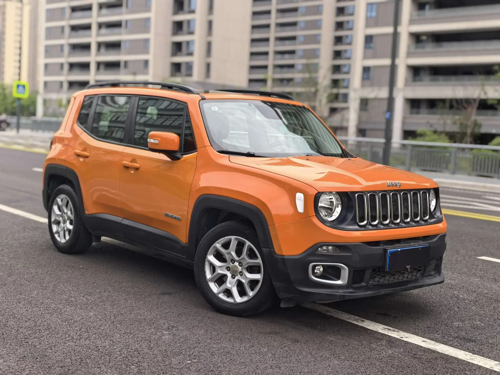 Jeep Freeman
