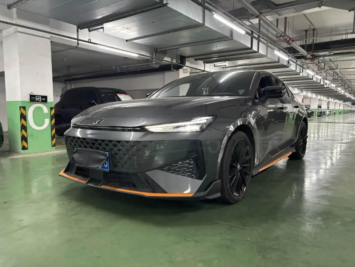 Changan UNI-V