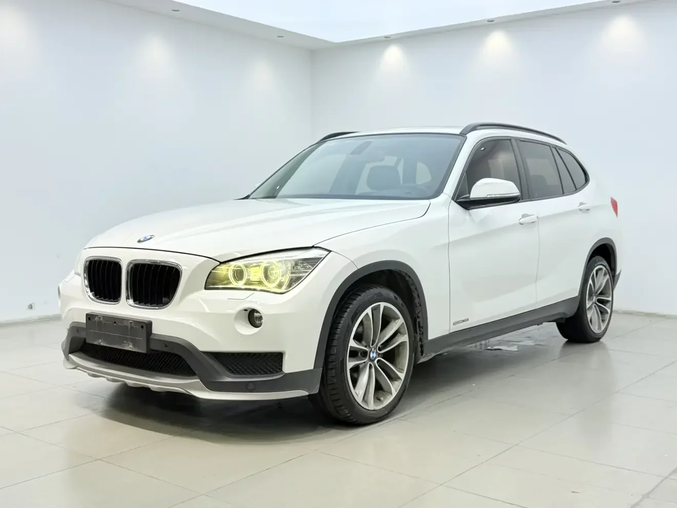 BMW X1  из Китая