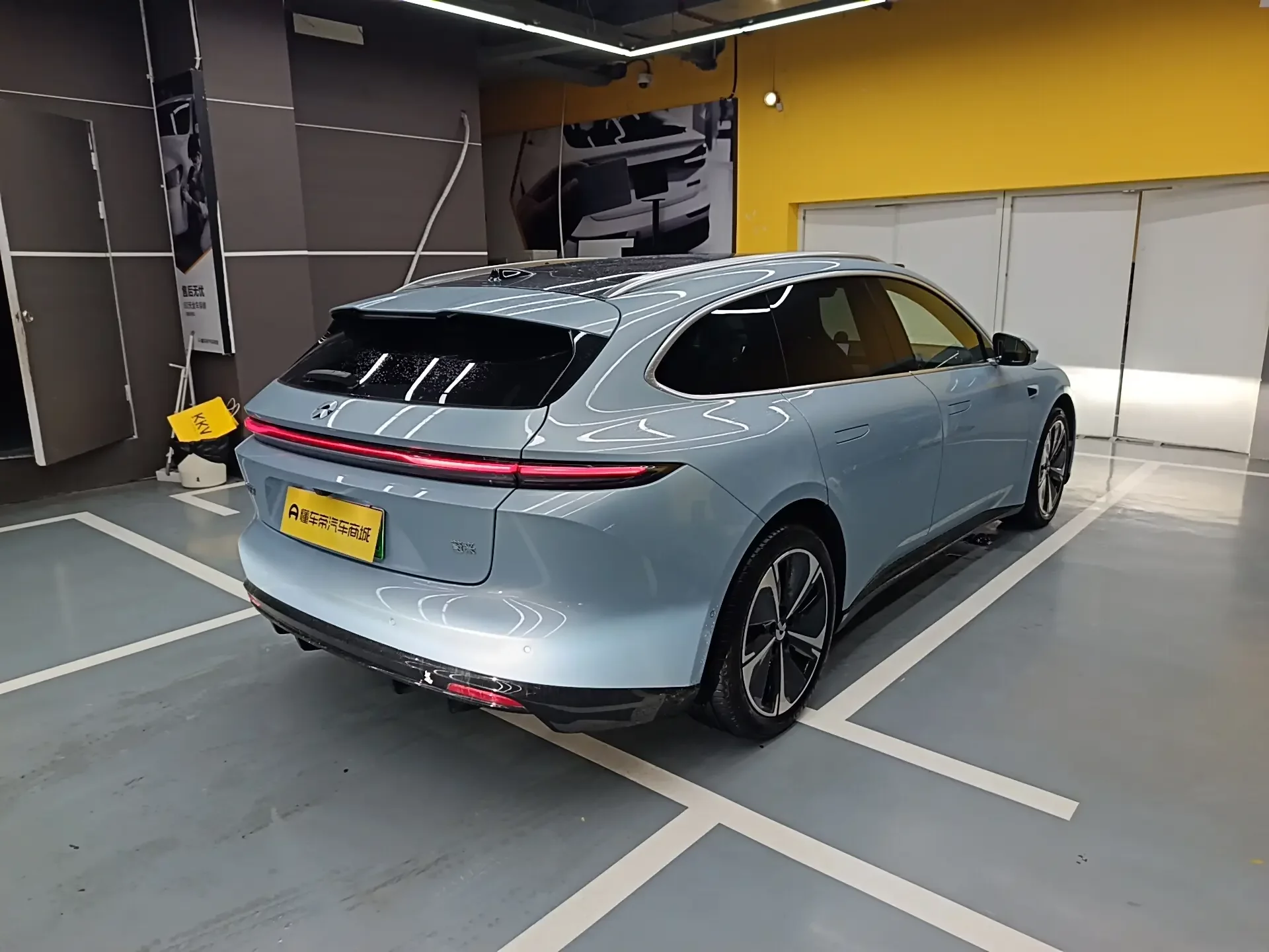 NIO ET5T
