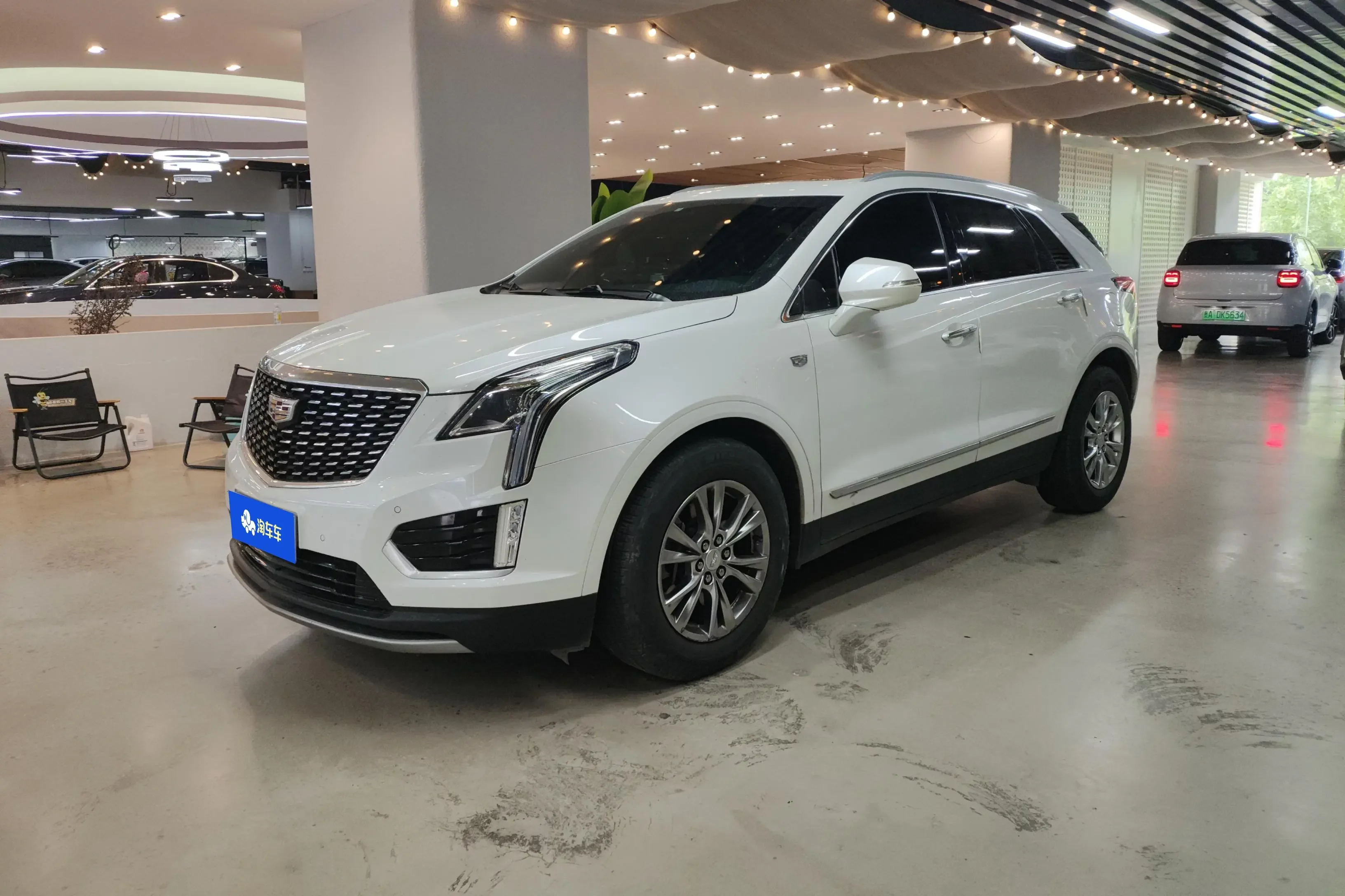 Cadillac XT5  из Китая