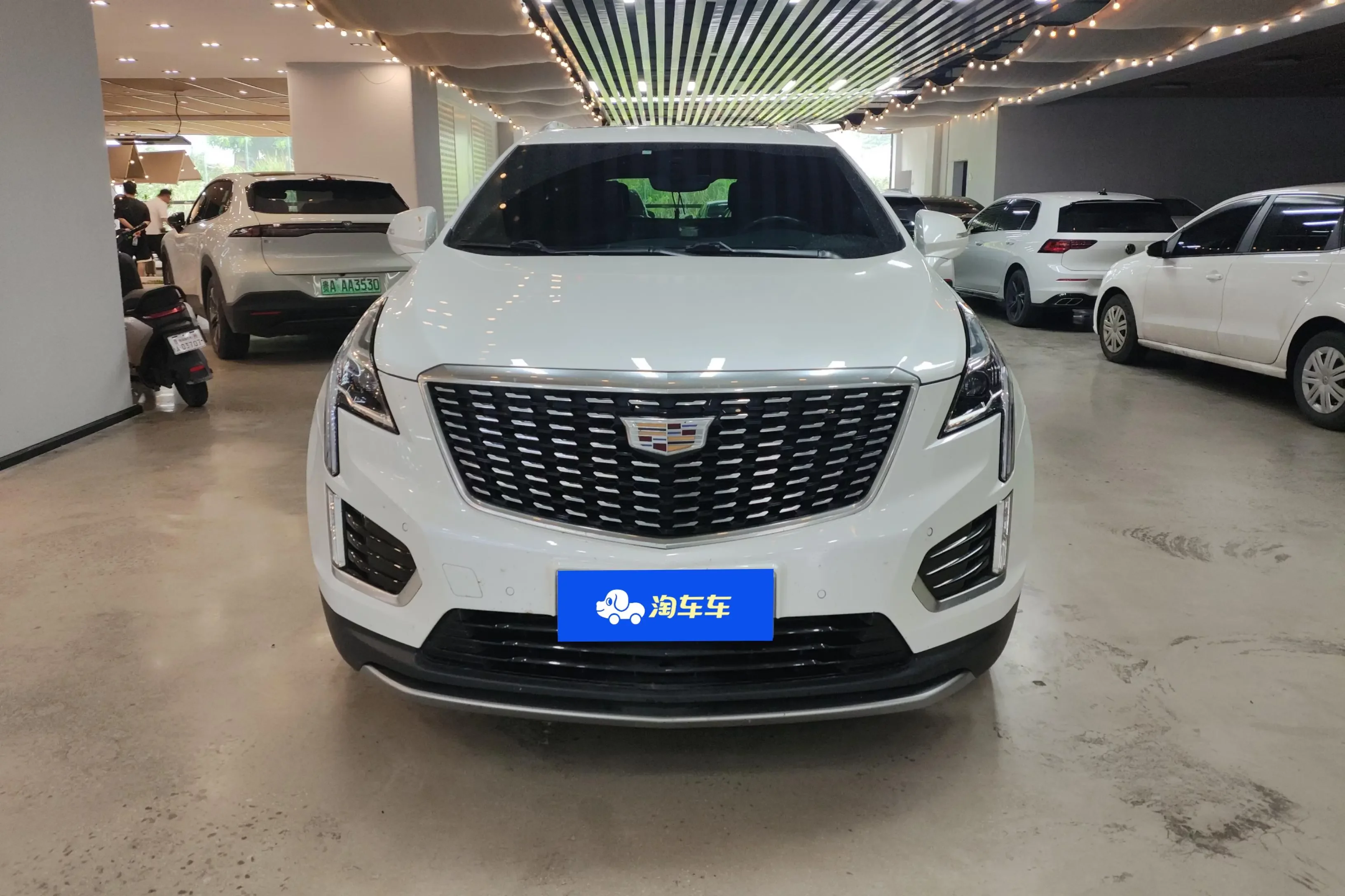 Cadillac XT5  из Китая