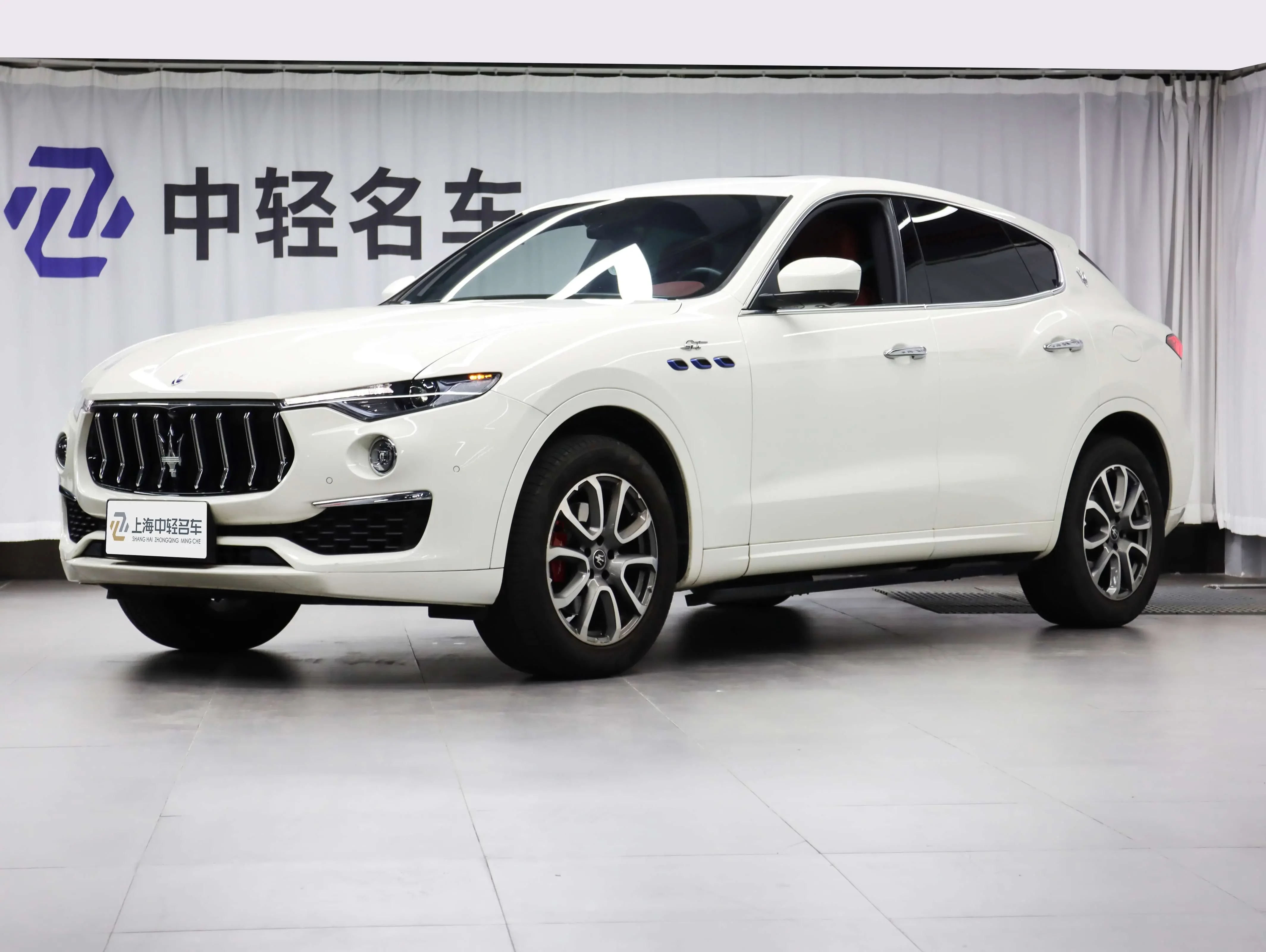 Maserati Levante  из Китая