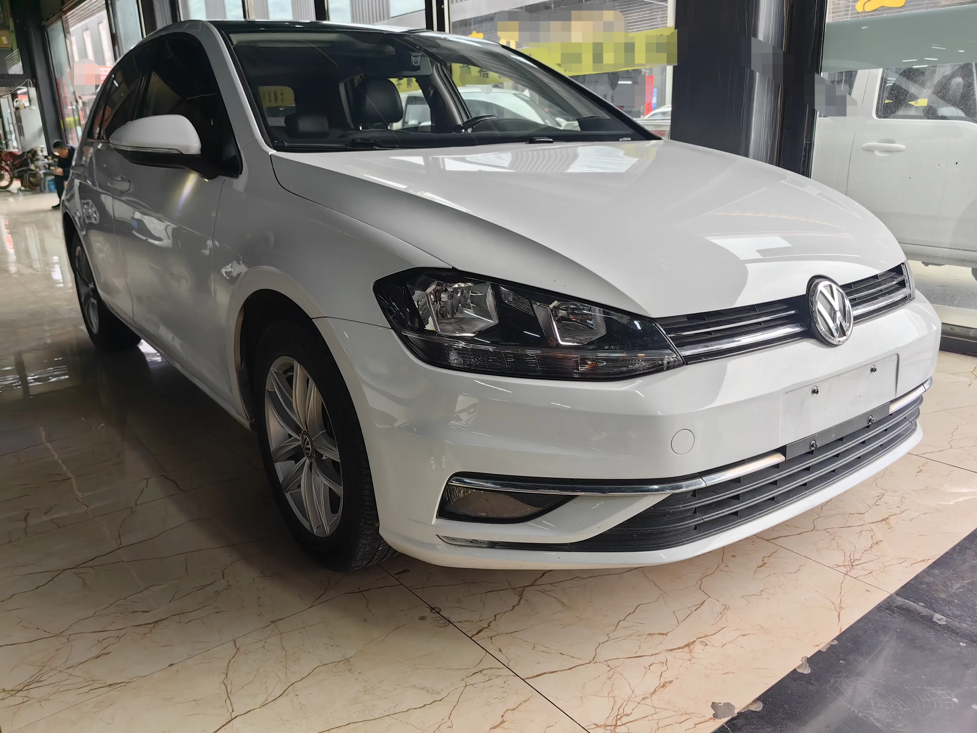 Volkswagen golf