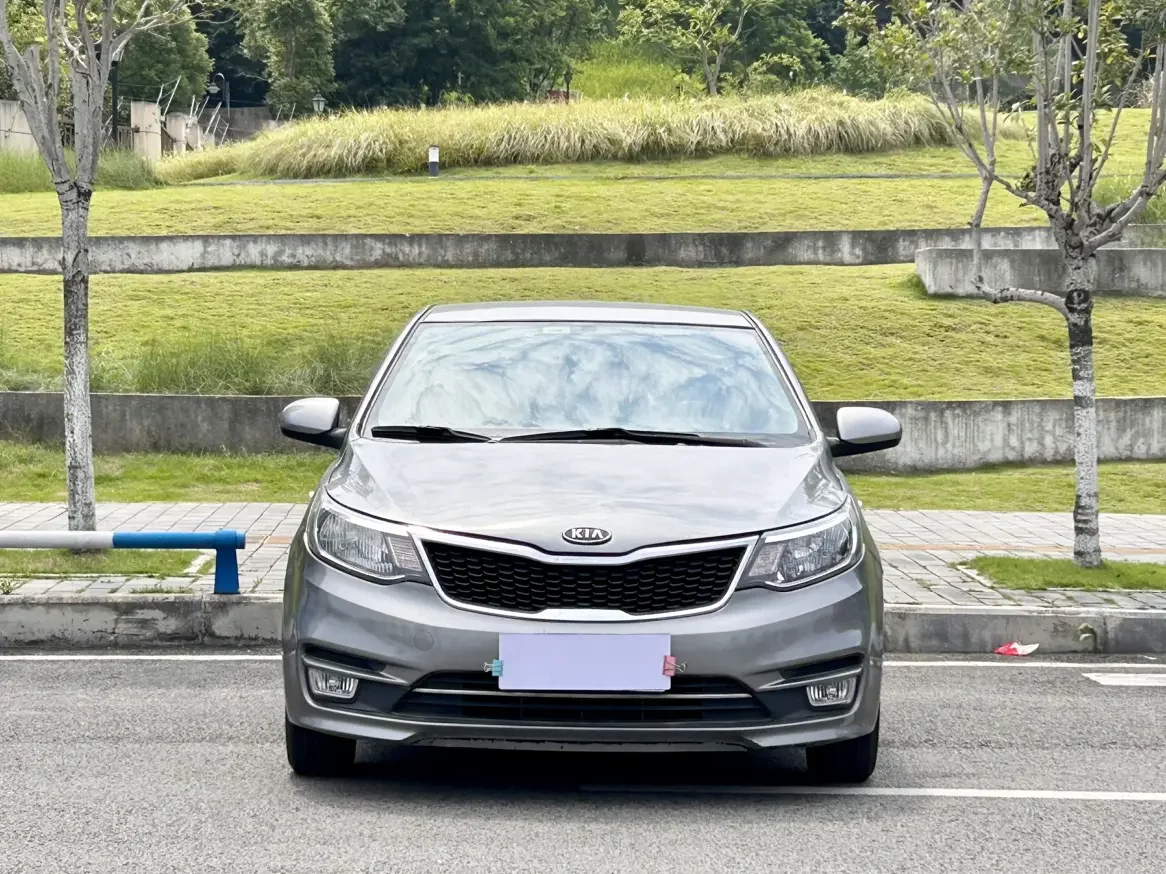 Kia K2  из Китая
