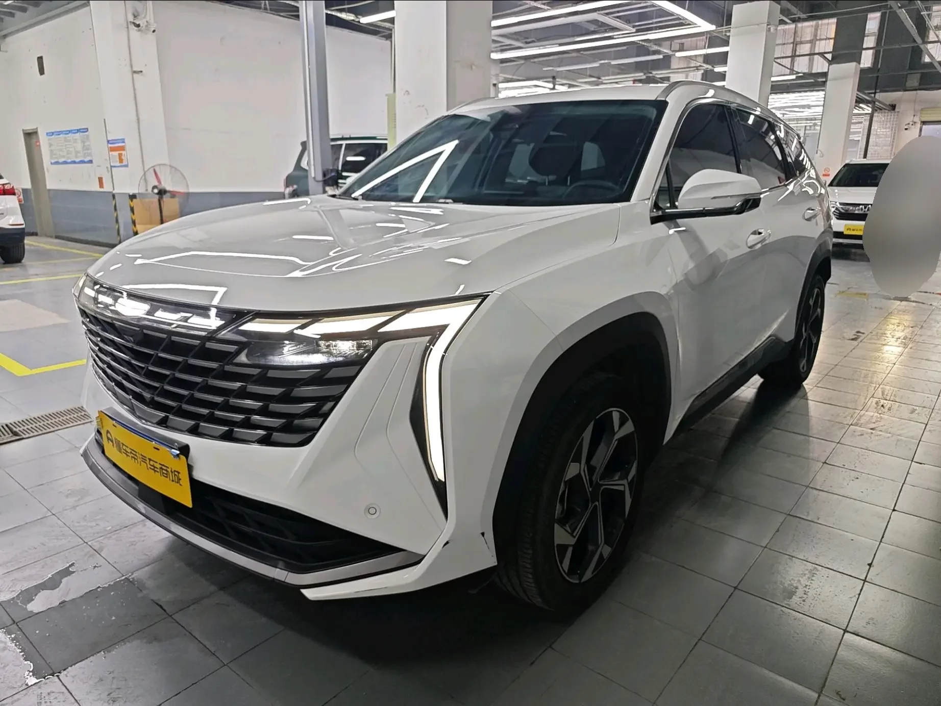Geely Atlas L