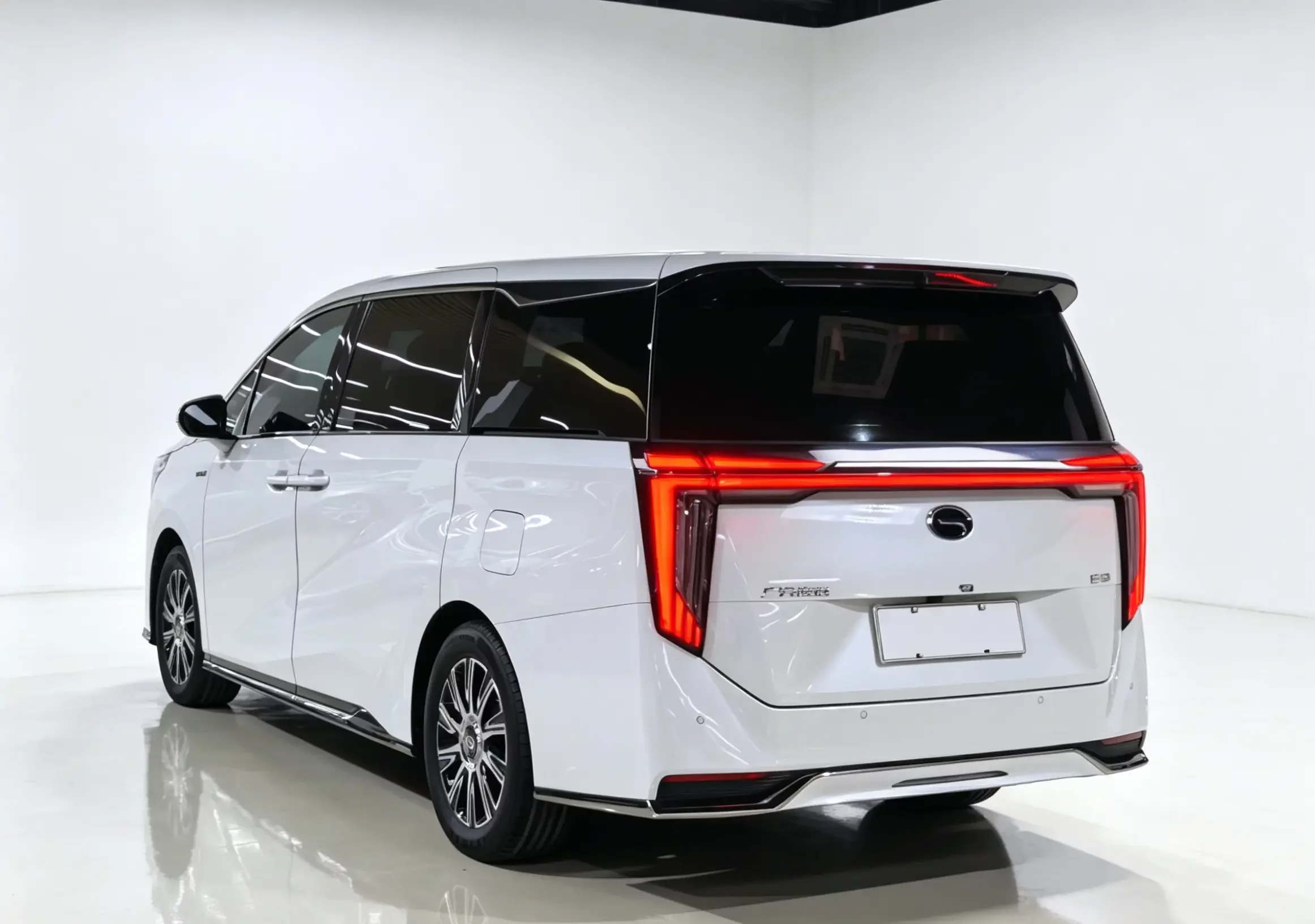 GAC Trumpchi E9 PHEV