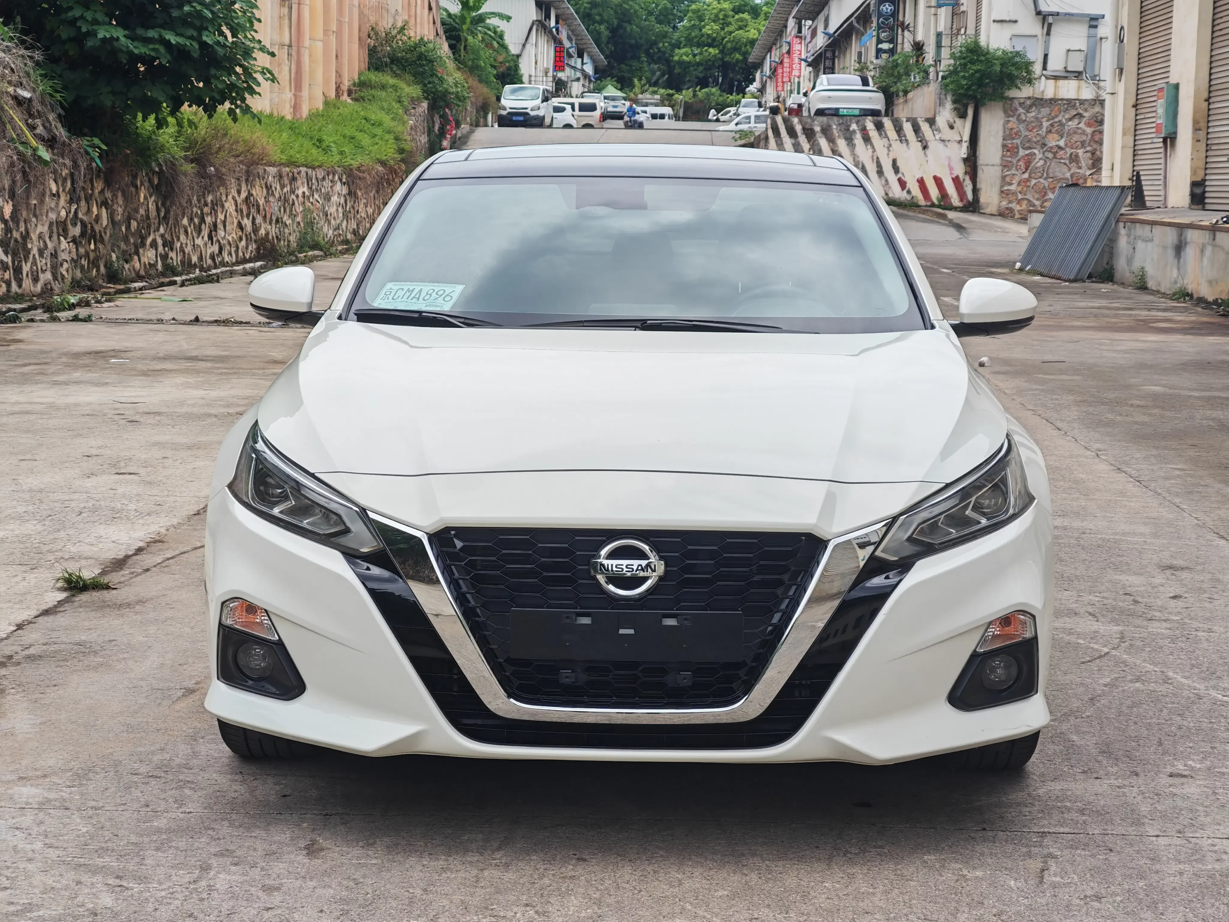 Nissan Altima