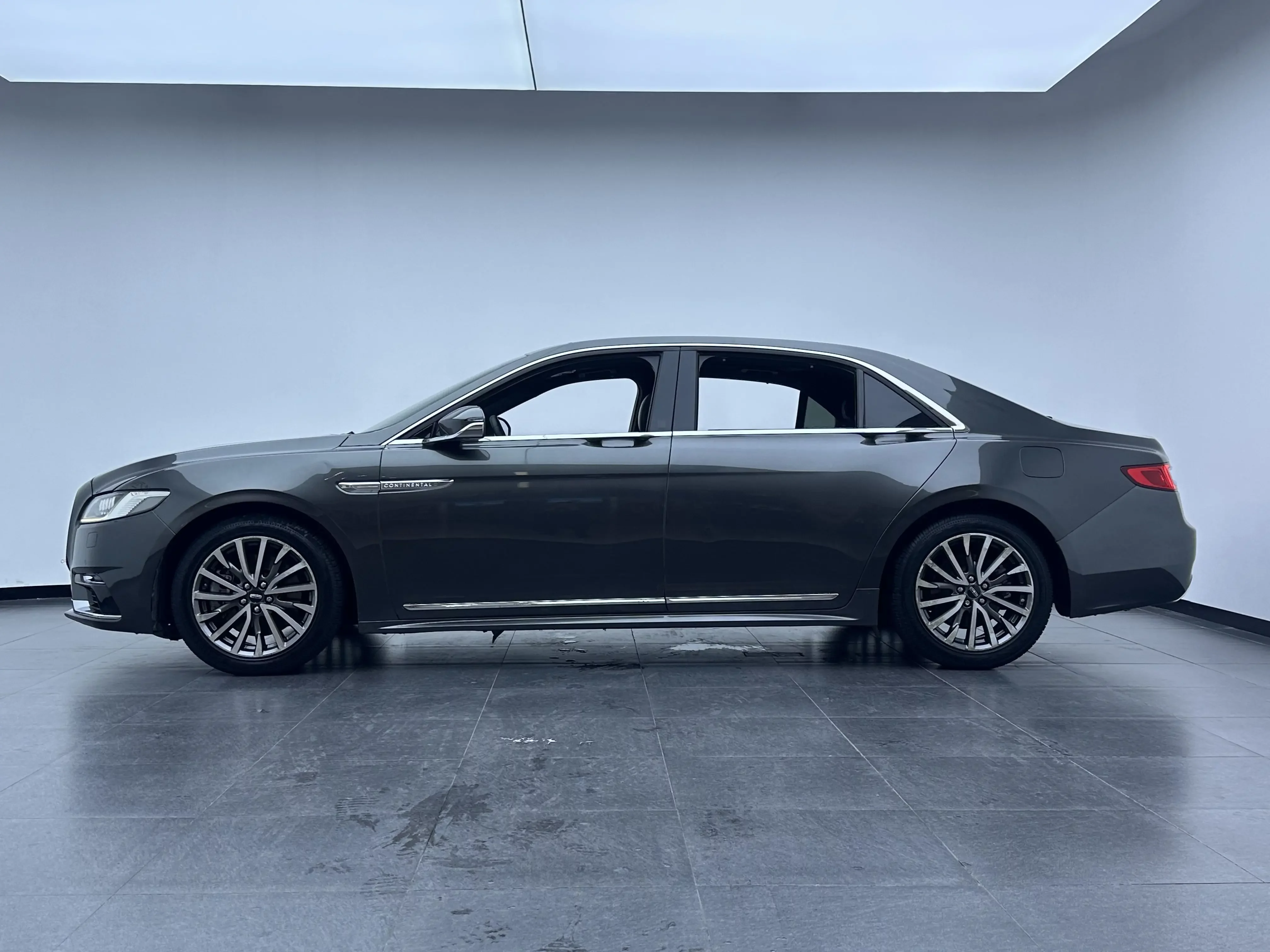 Lincoln Continental