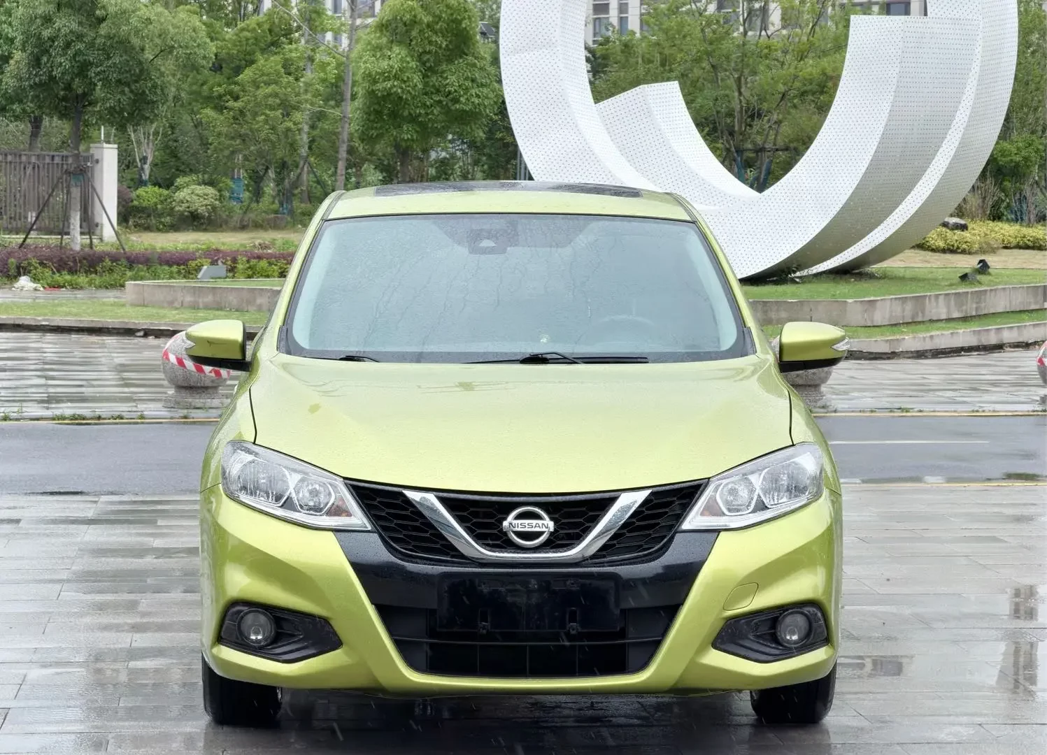 Nissan Tiida