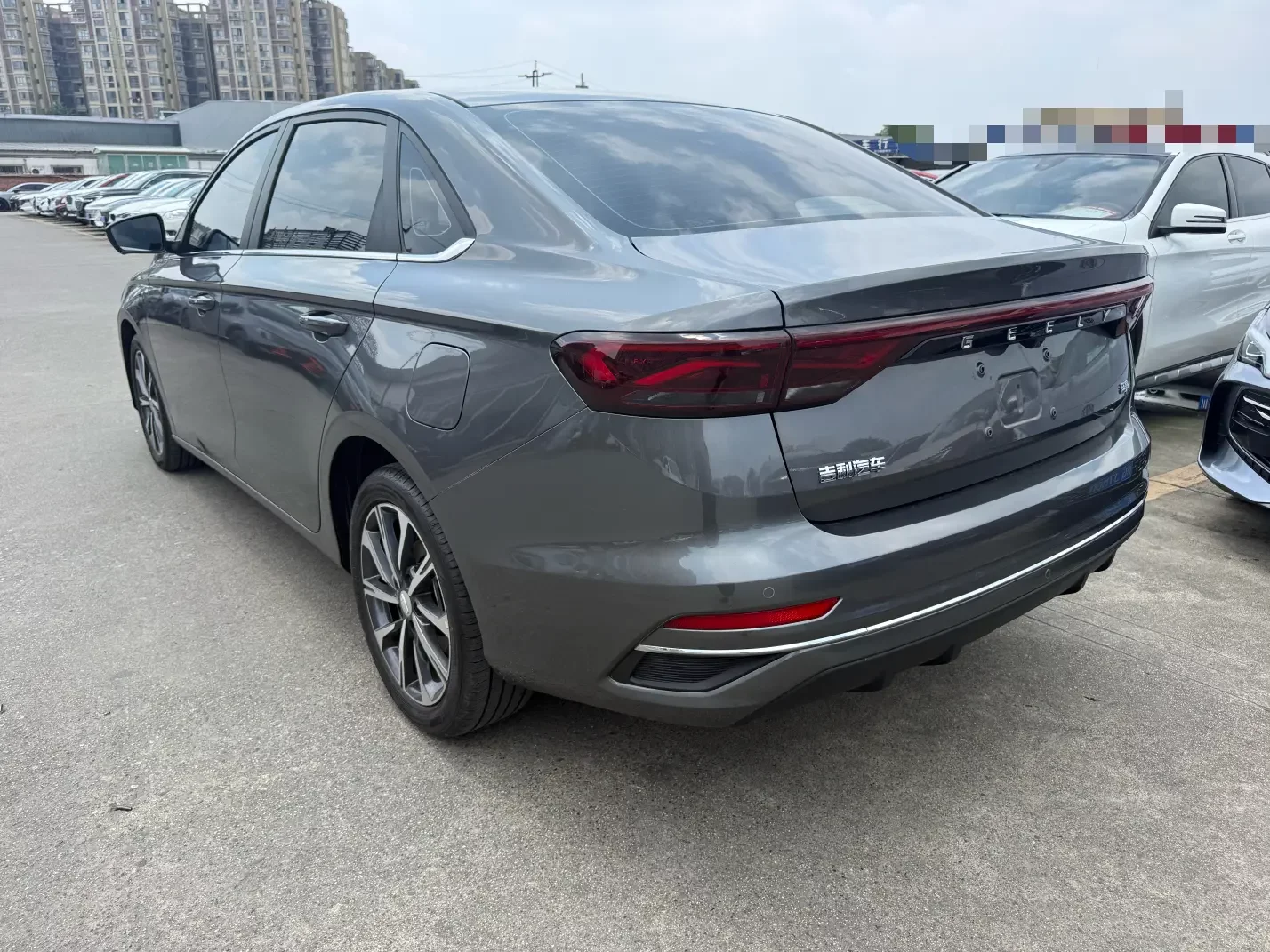 Geely emgrand