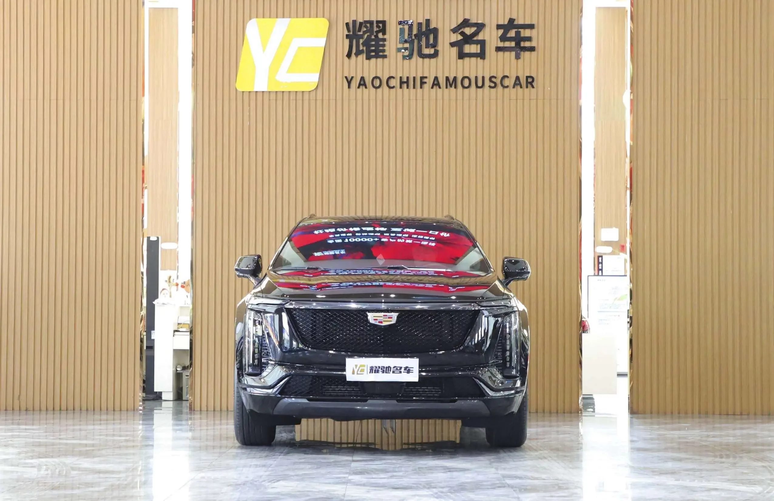 Cadillac XT5  из Китая