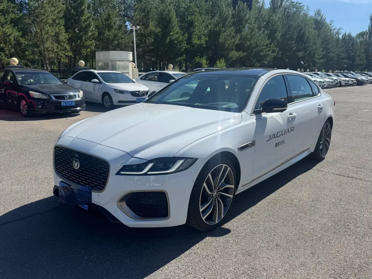 Jaguar XFL  из Китая