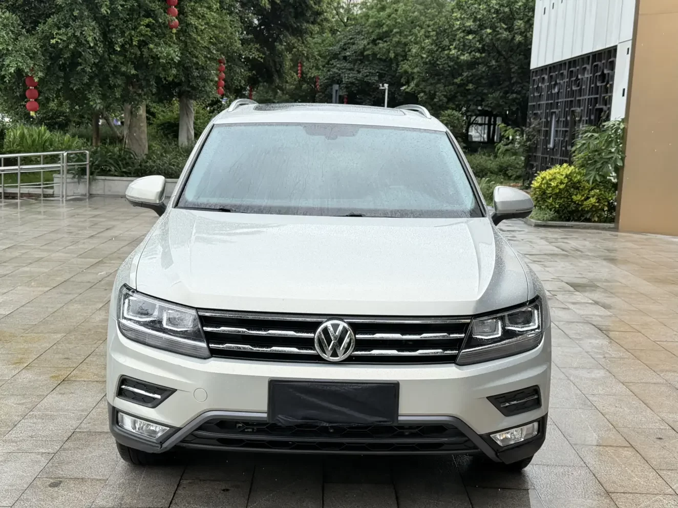 Volkswagen Tiguan L