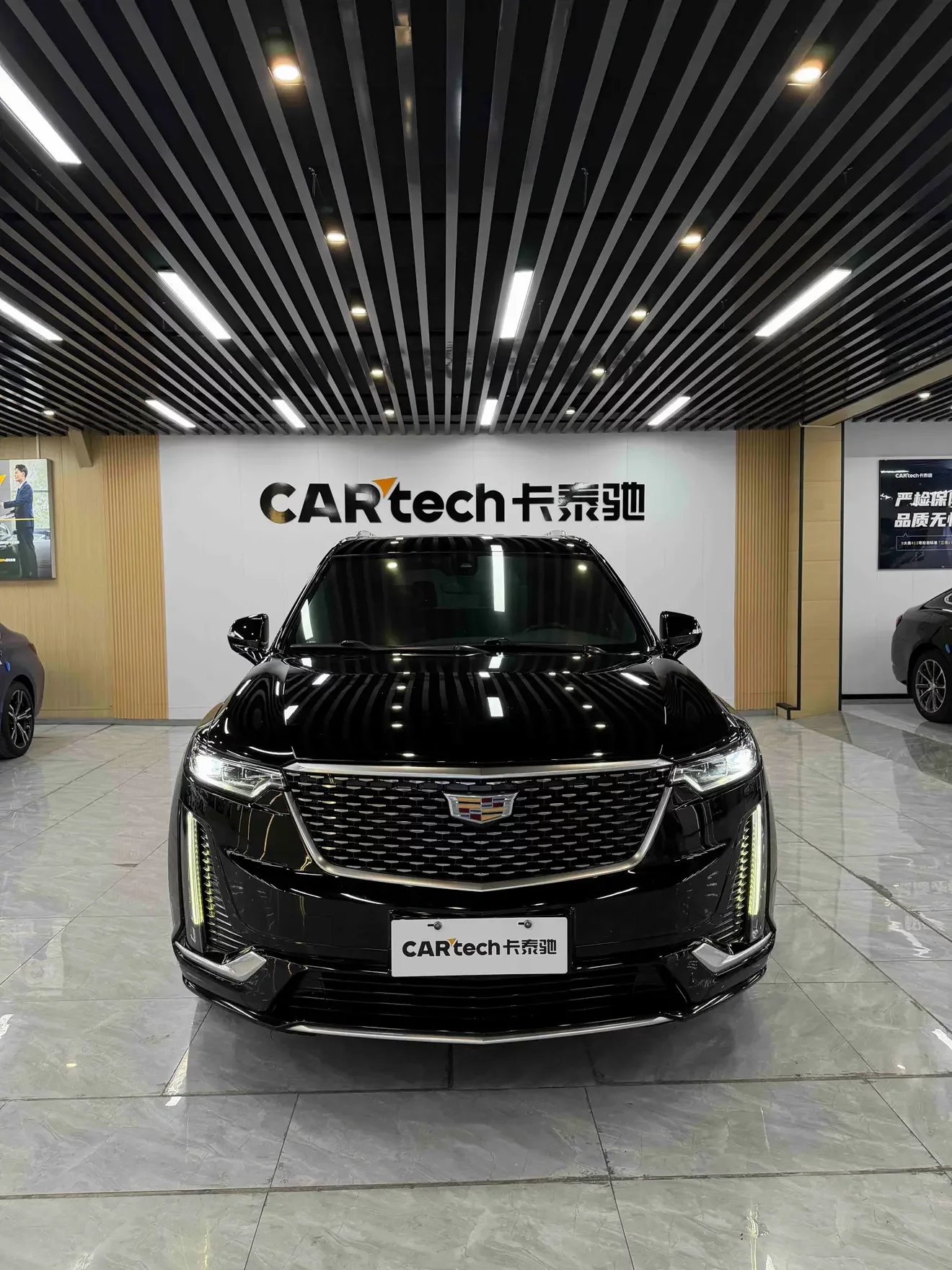 Cadillac XT6